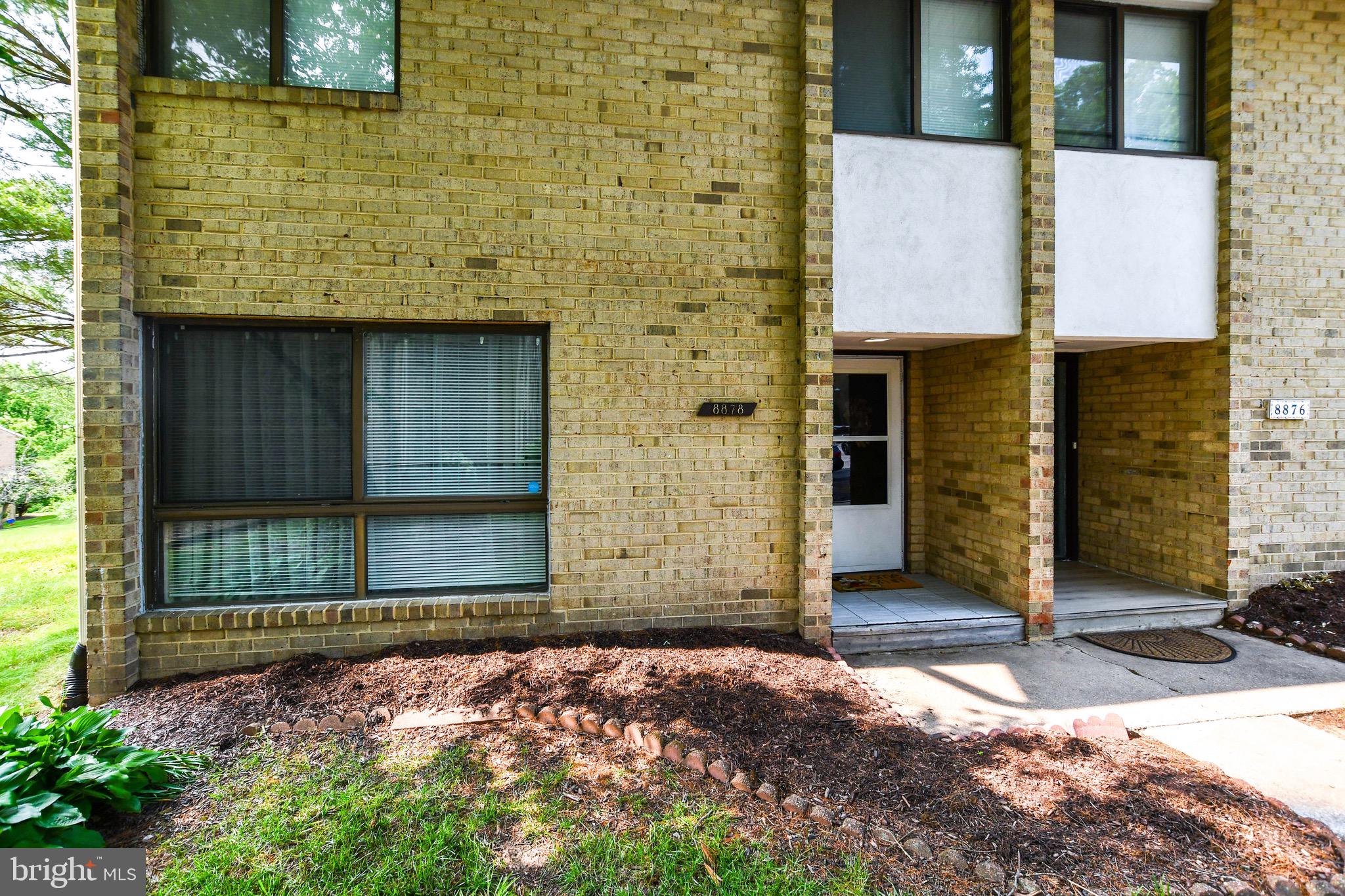 8878 TAMEBIRD COURT