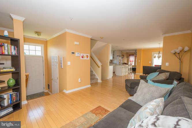 SEVEN OAKS - Residential