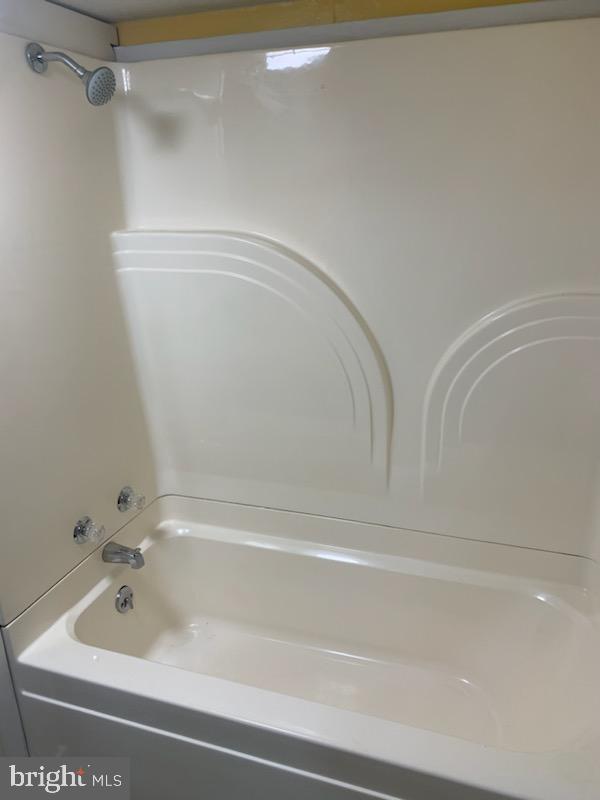 SOUTH END - Residential