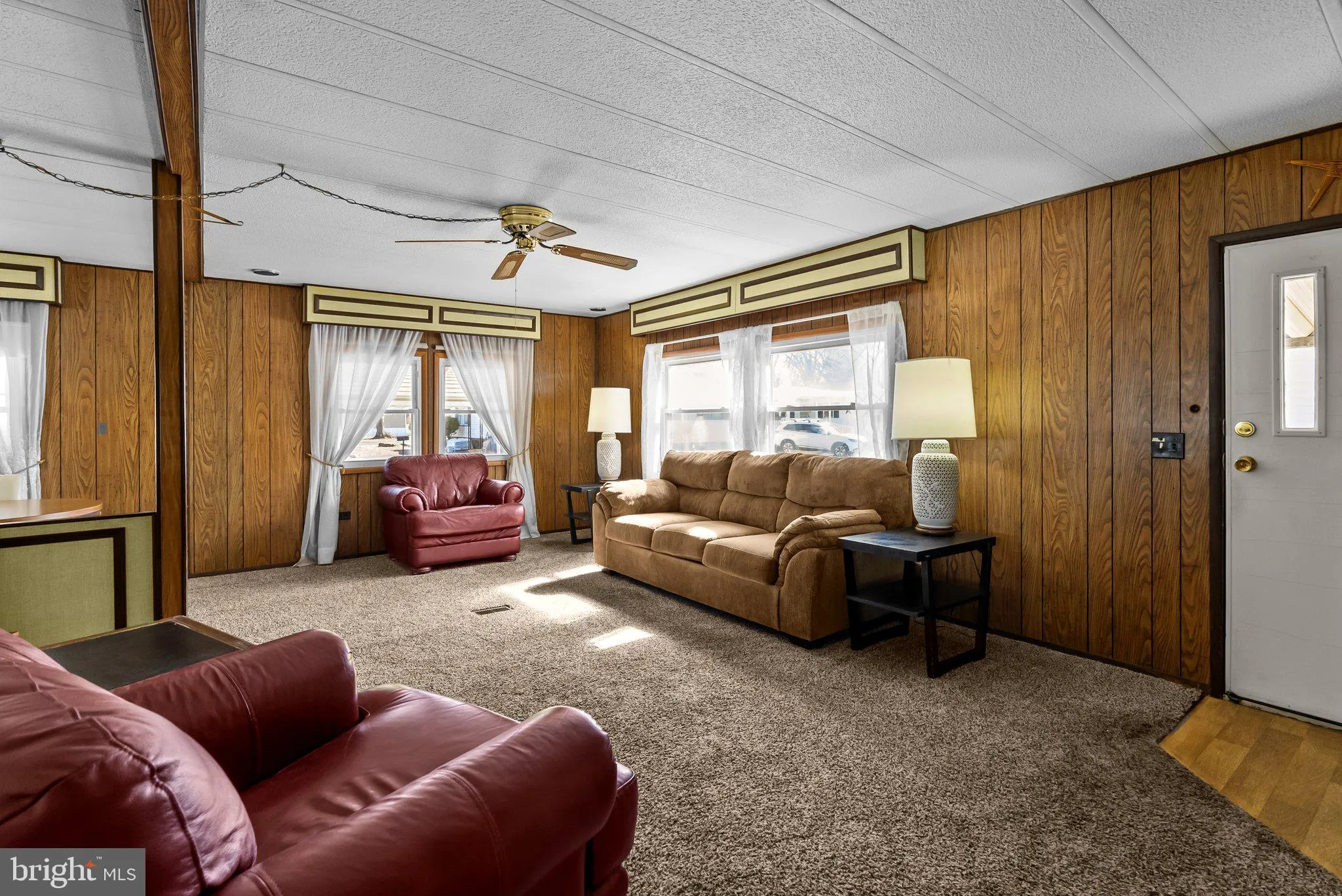 Morrisville, Pennsylvania 19067, United States, 2 Bedrooms Bedrooms, ,2 BathroomsBathrooms,Residential,Pending,82793