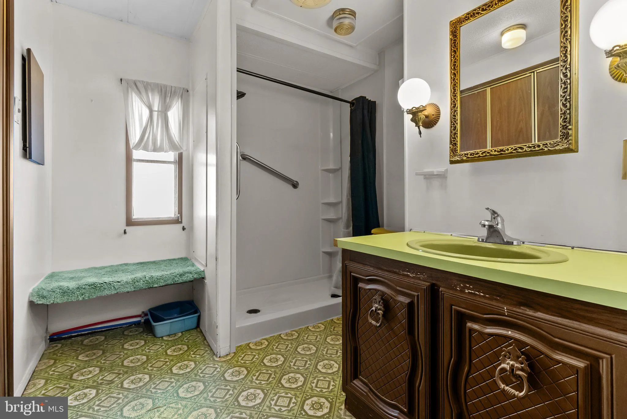 Morrisville, Pennsylvania 19067, United States, 2 Bedrooms Bedrooms, ,2 BathroomsBathrooms,Residential,Pending,82793