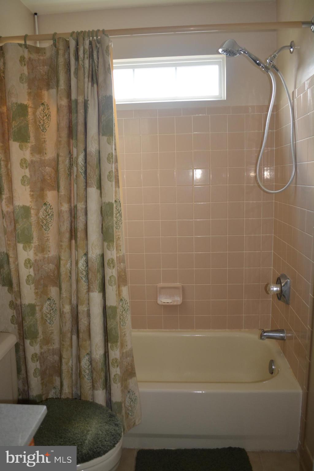 CEDAR TREE - Residential