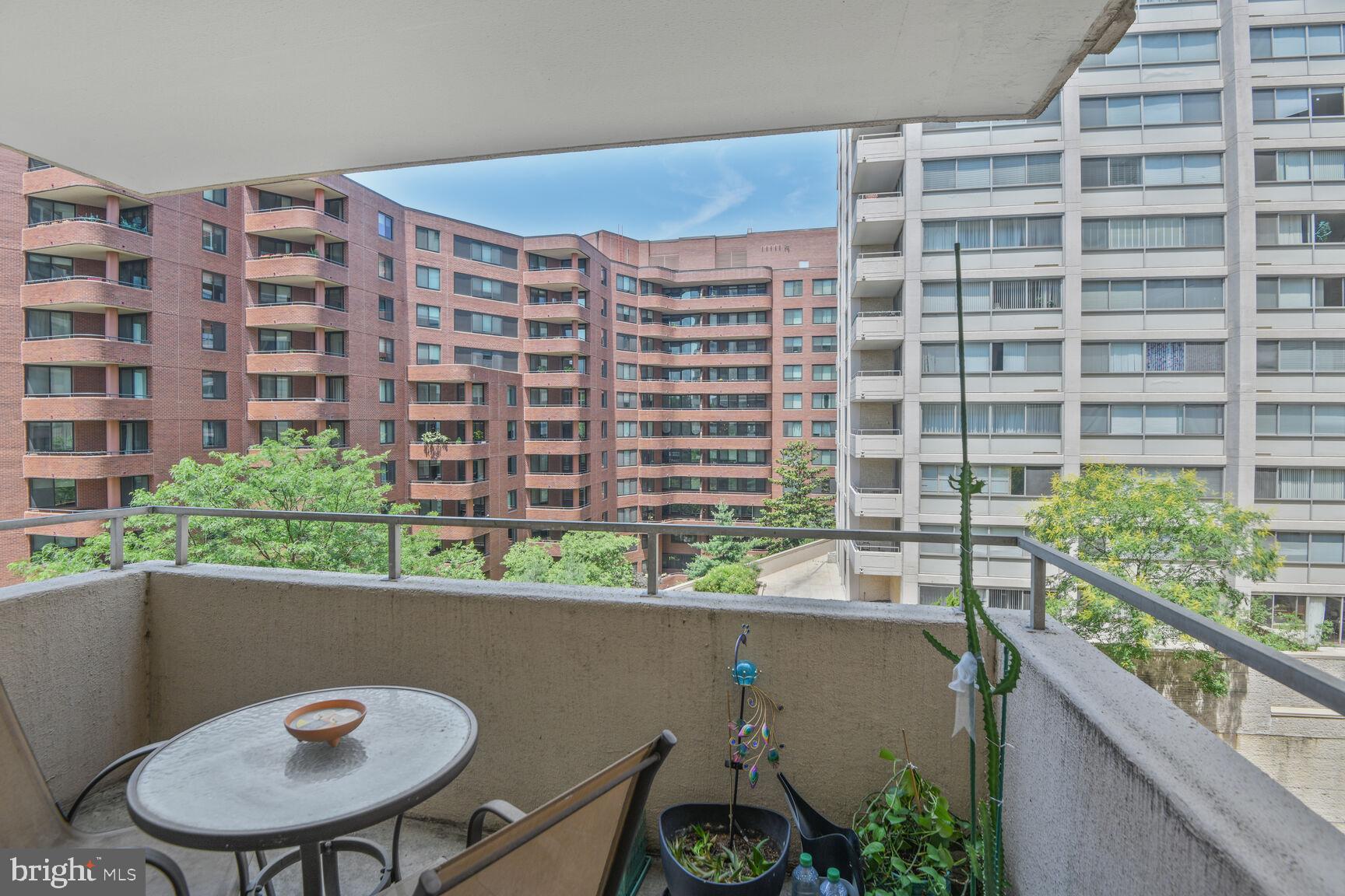 FRIENDSHIP HEIGHTS - Residential Lease