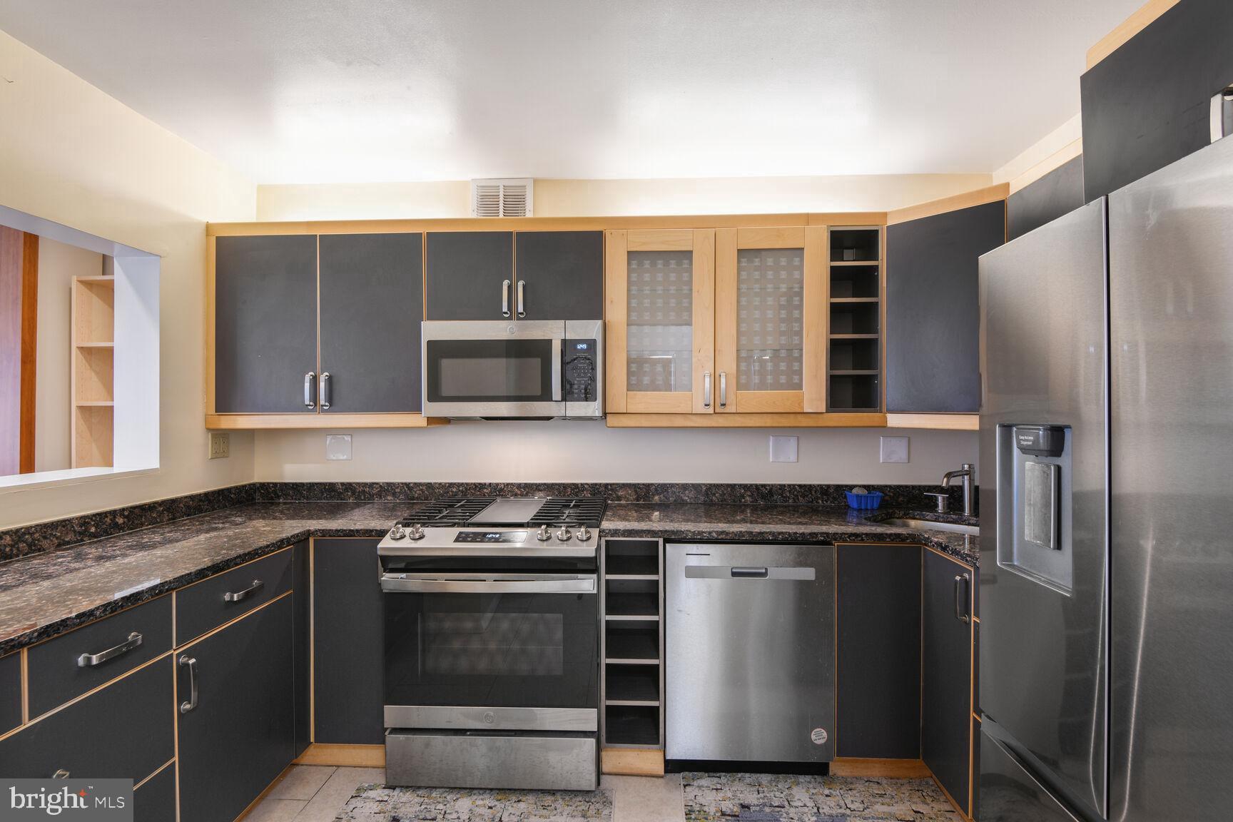 FRIENDSHIP HEIGHTS - Residential Lease