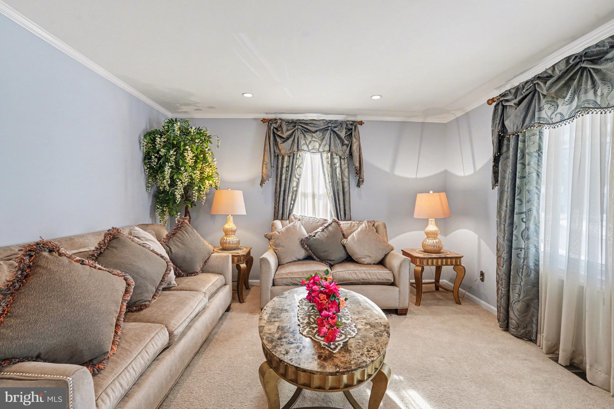 PERRY HALL - Residential