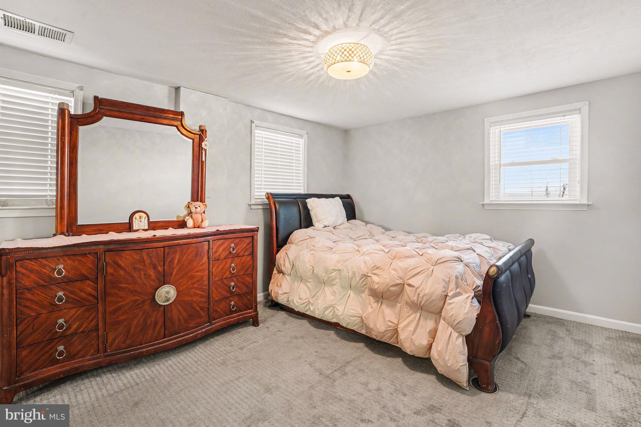 PERRY HALL - Residential