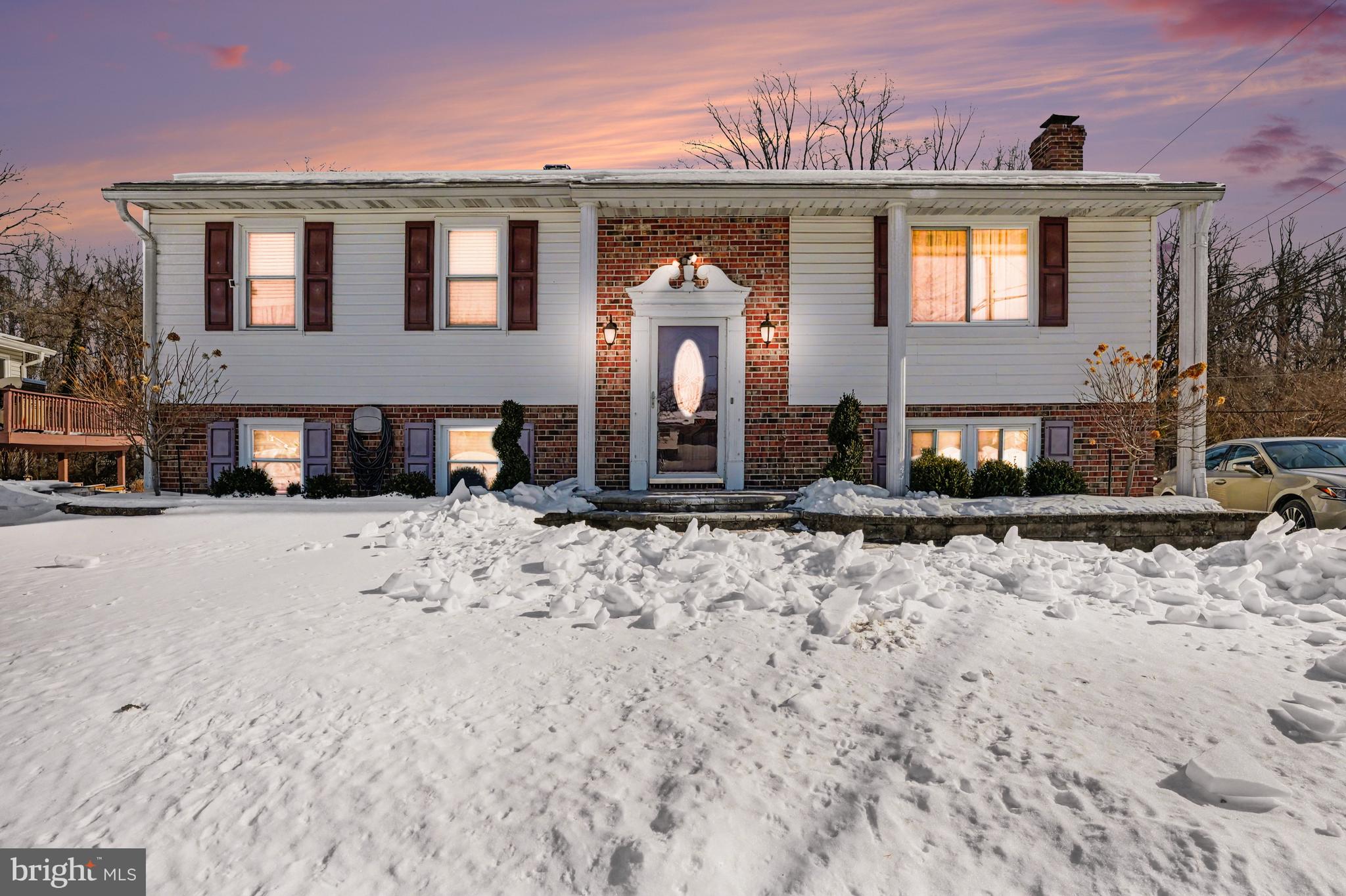 PERRY HALL - Residential