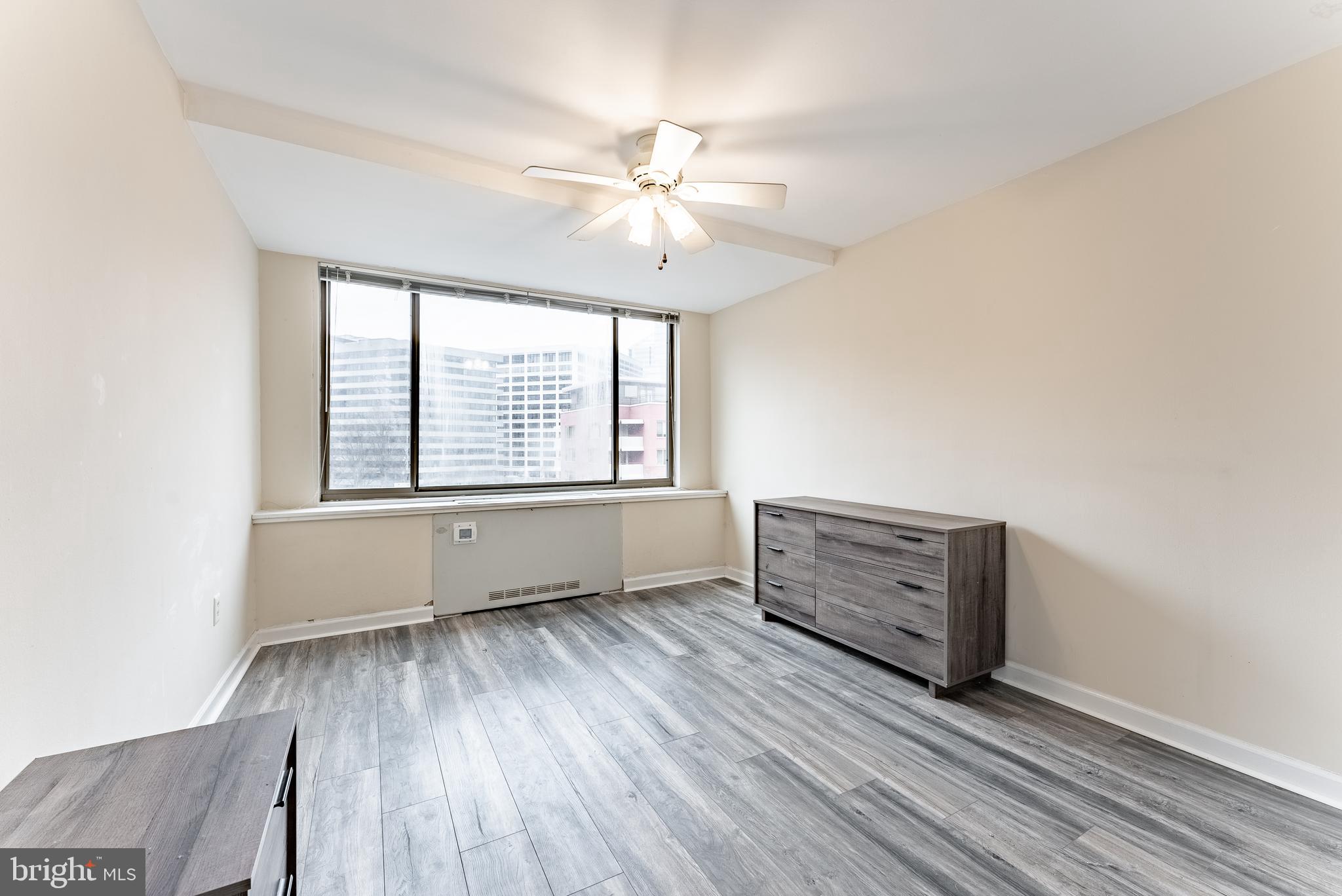 RIVER PLACE - Residential