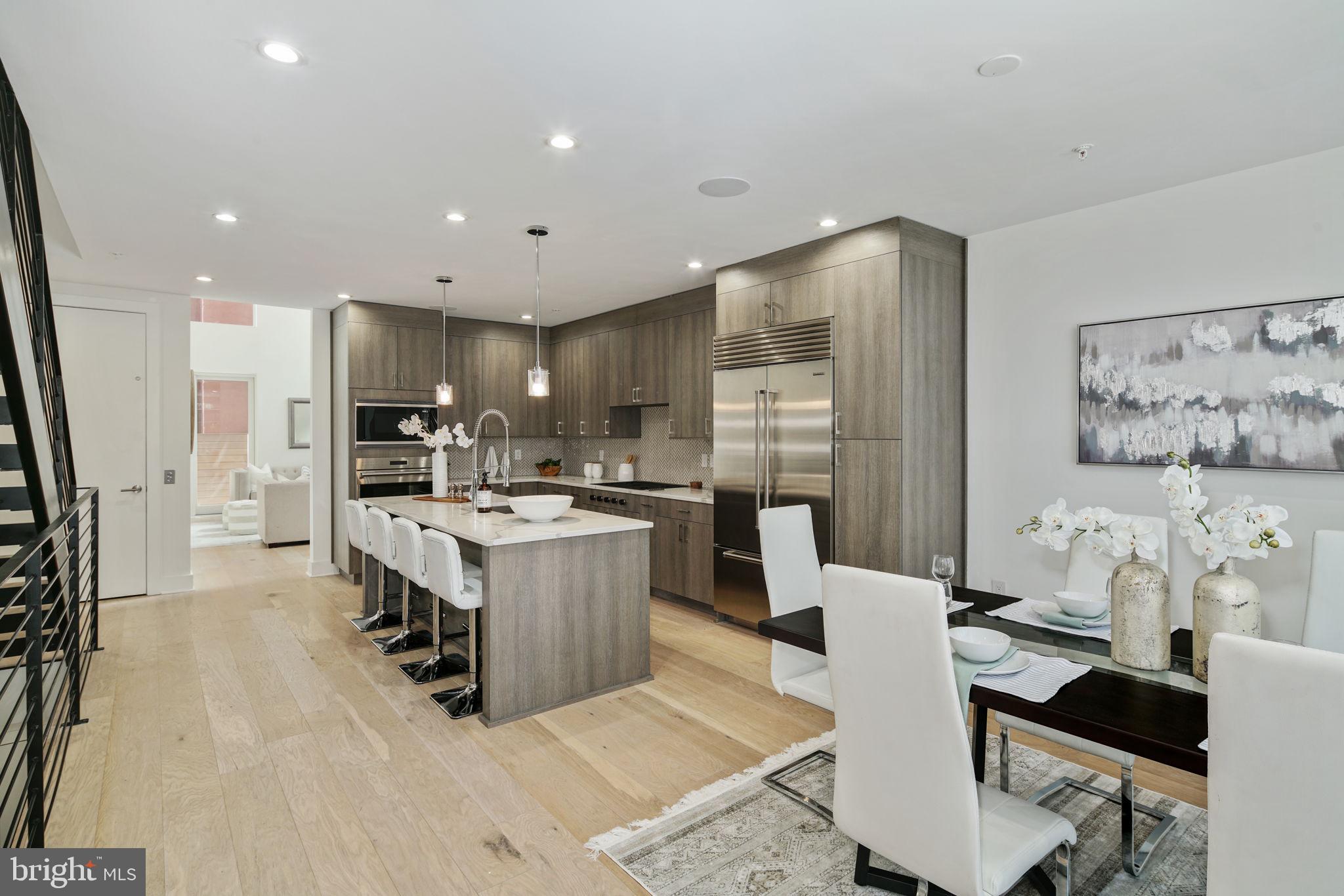 SOCIETY HILL - Residential