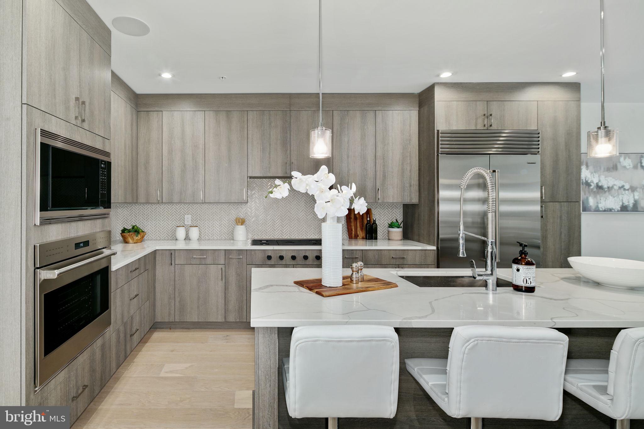 SOCIETY HILL - Residential