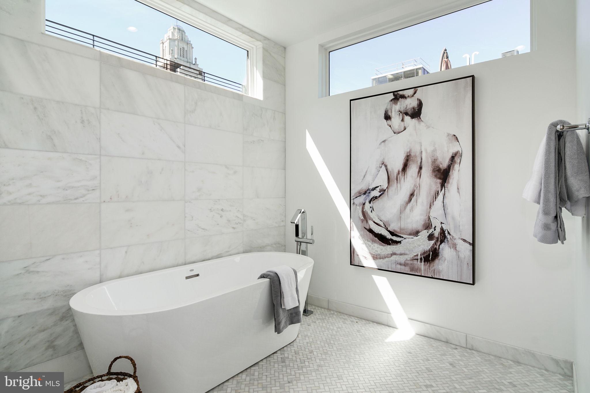 SOCIETY HILL - Residential