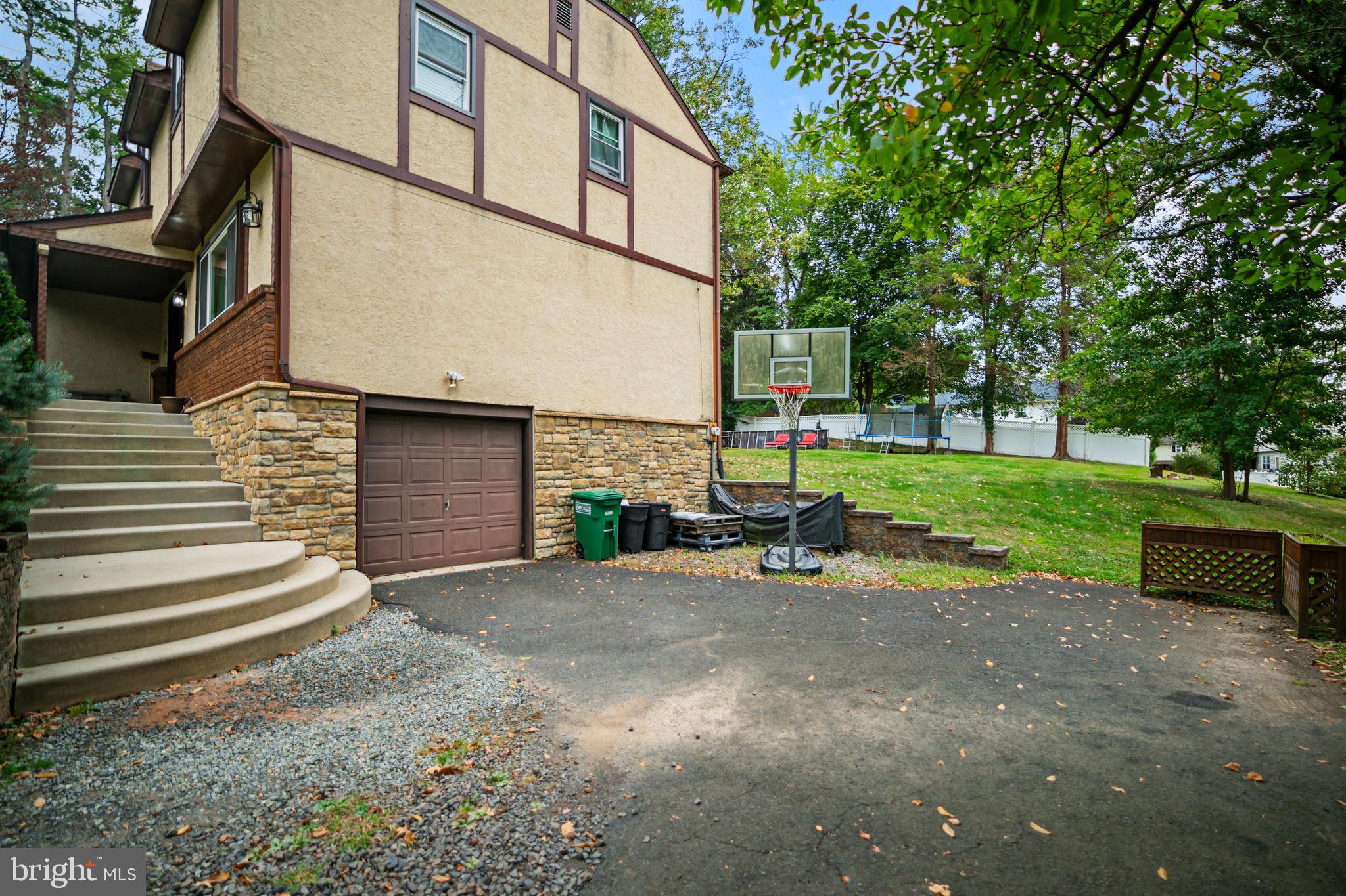 WOODGATE - Residential