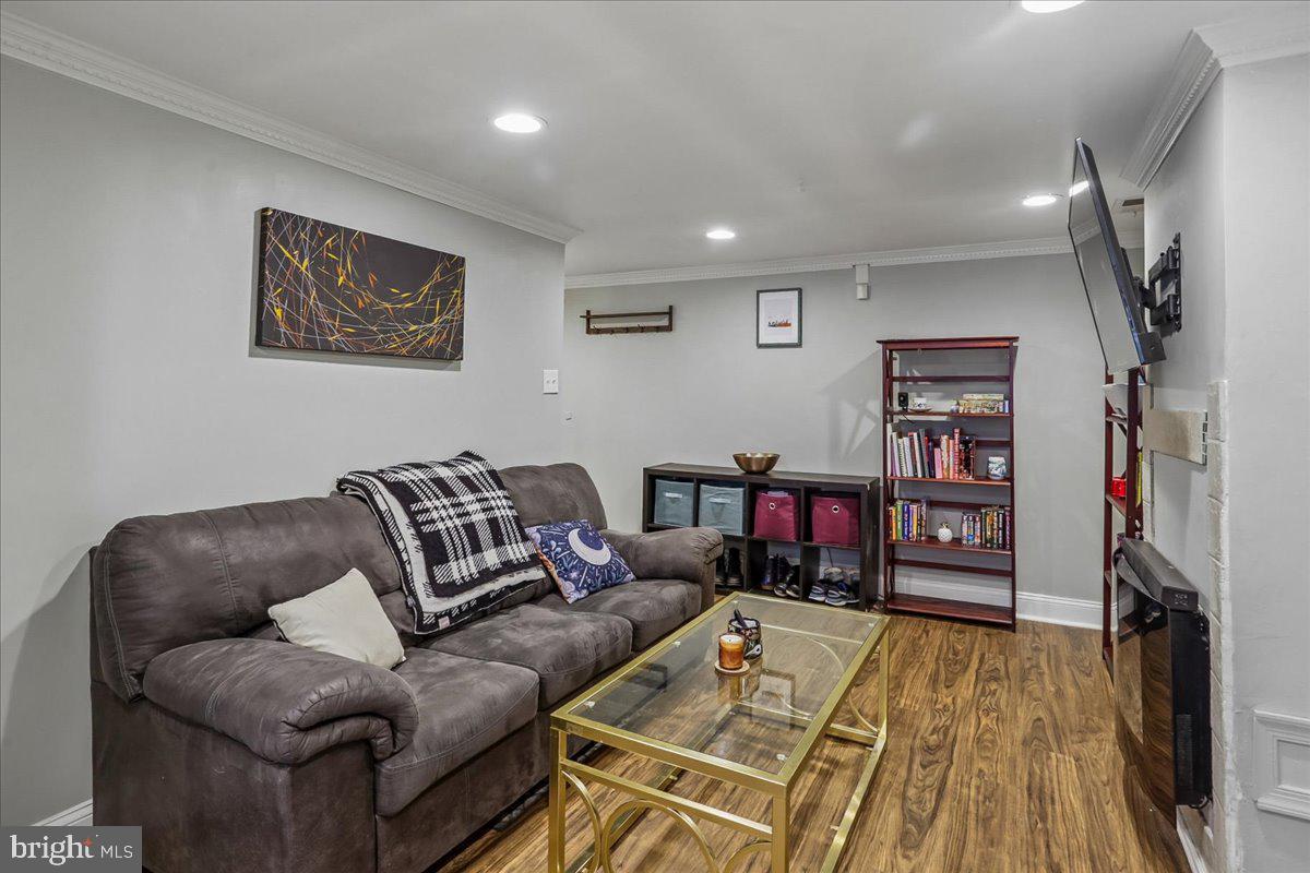 1437 SPRING ROAD NW B1