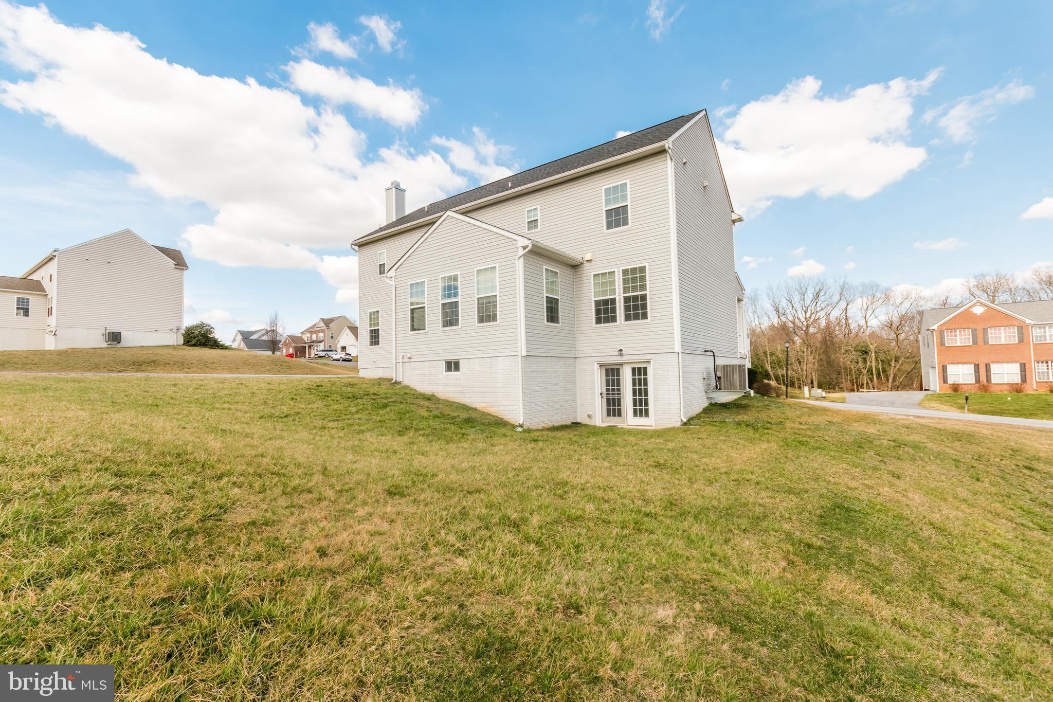 SHERIDAN ESTATES - Residential