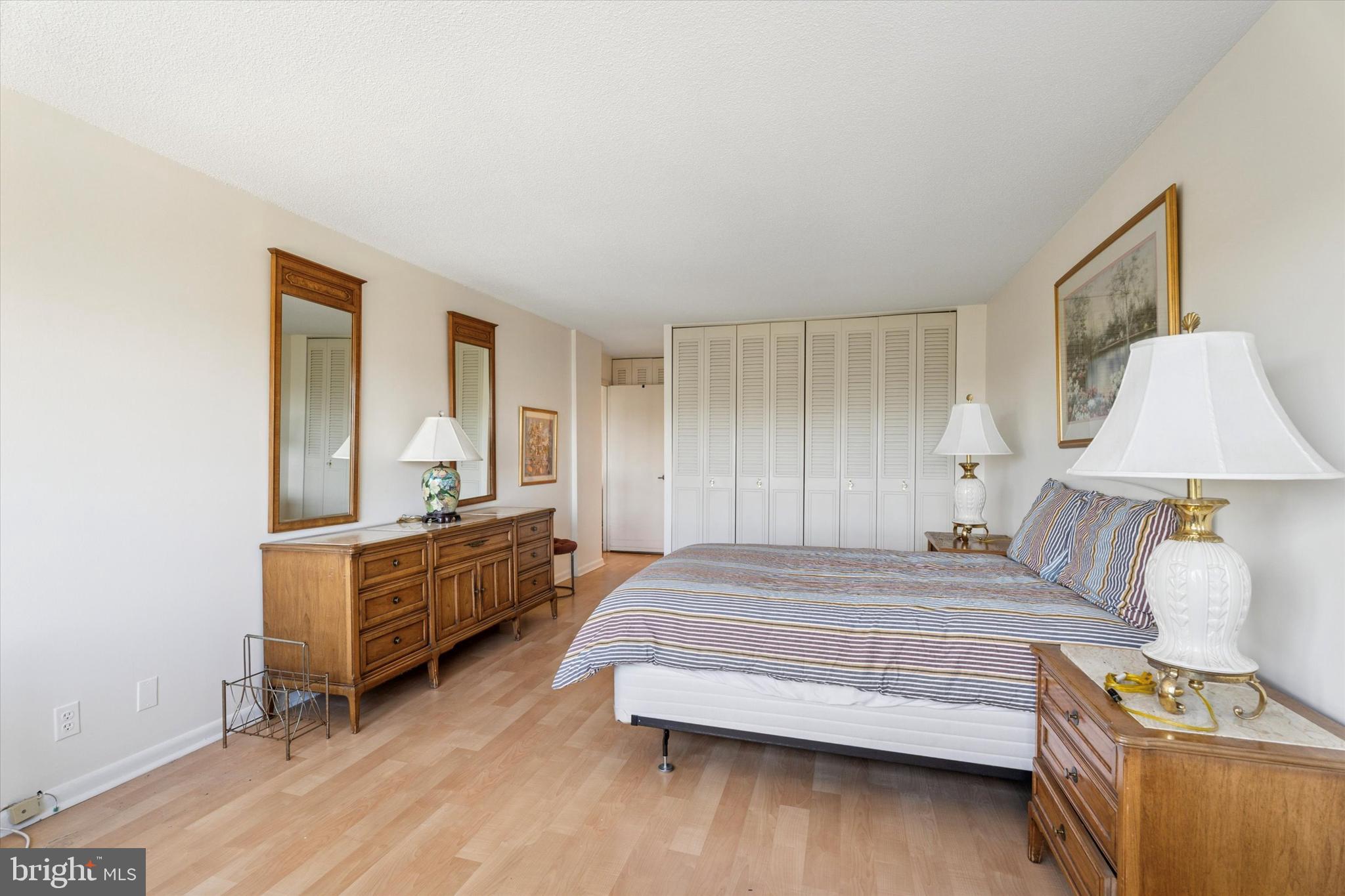 GREEN HILL - Residential