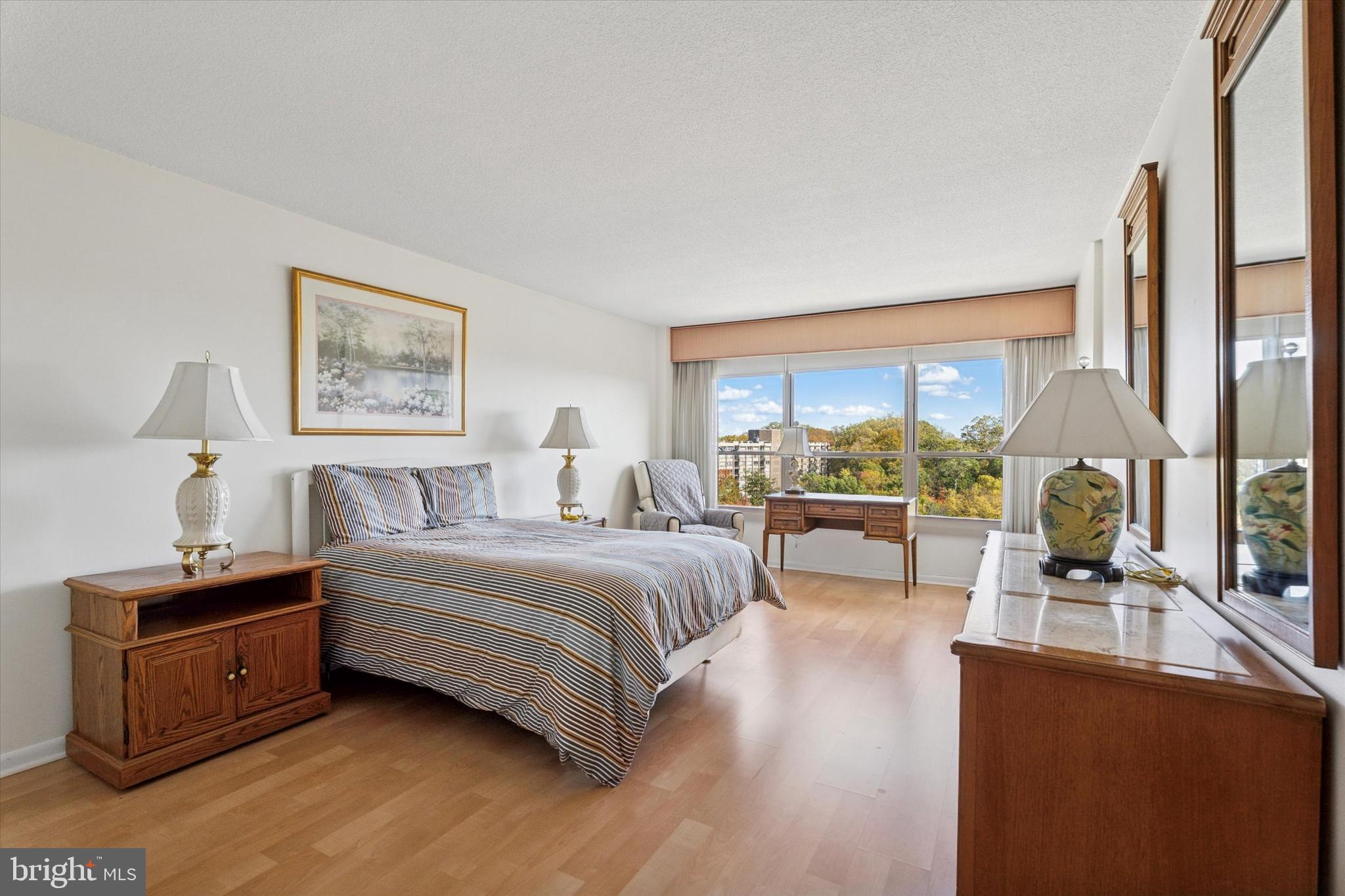 GREEN HILL - Residential