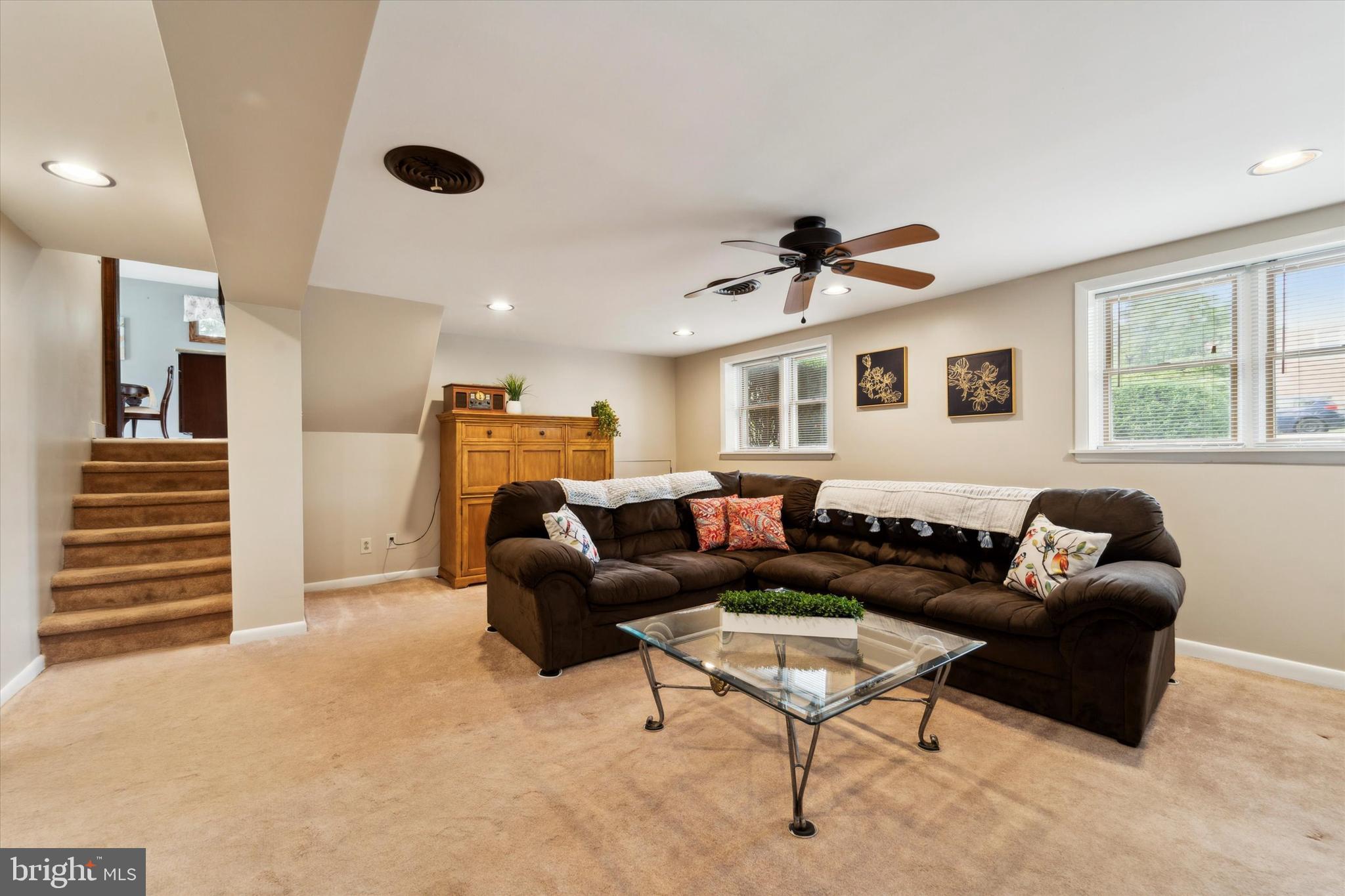 MARPLEWOOD VILLA - Residential