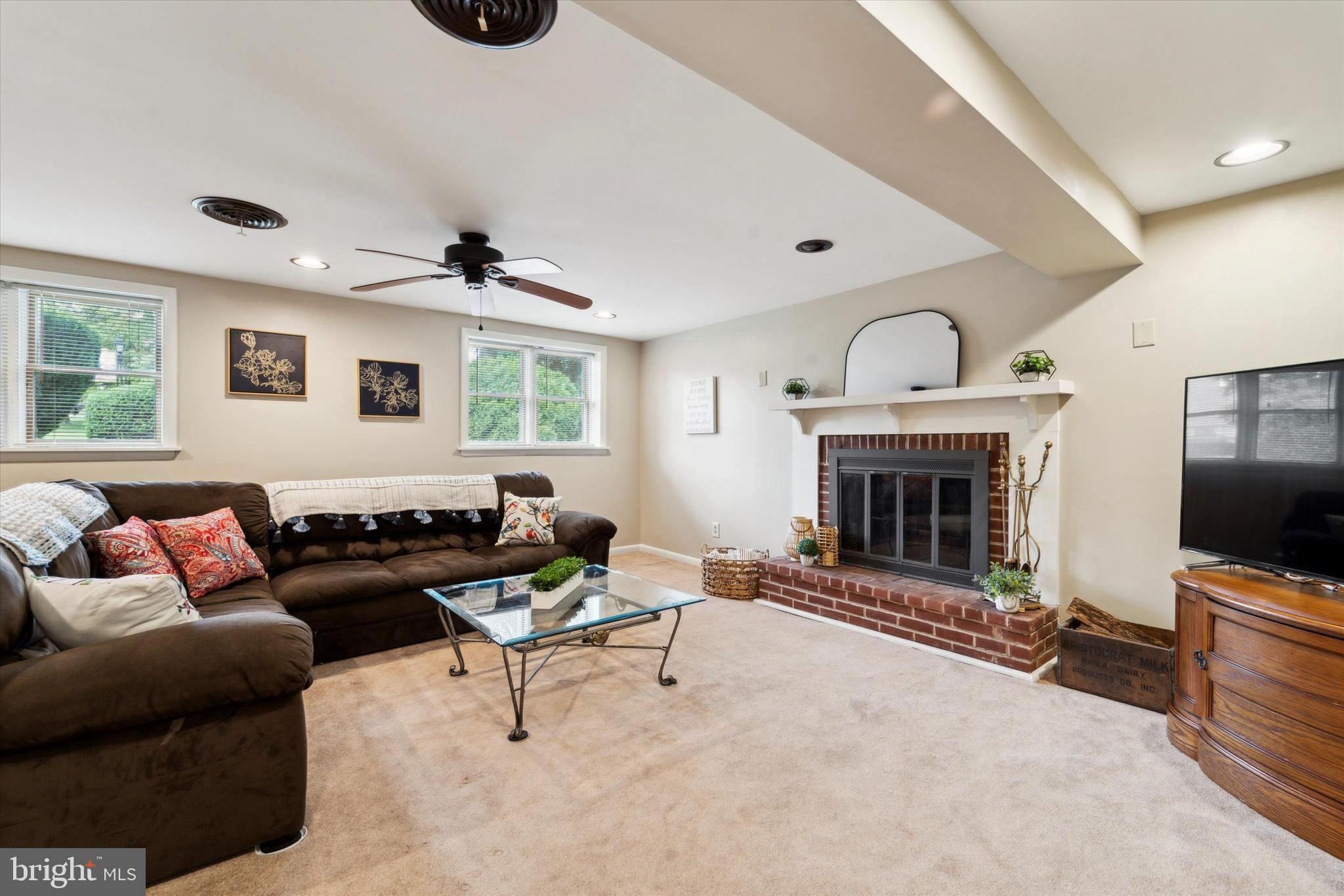 MARPLEWOOD VILLA - Residential