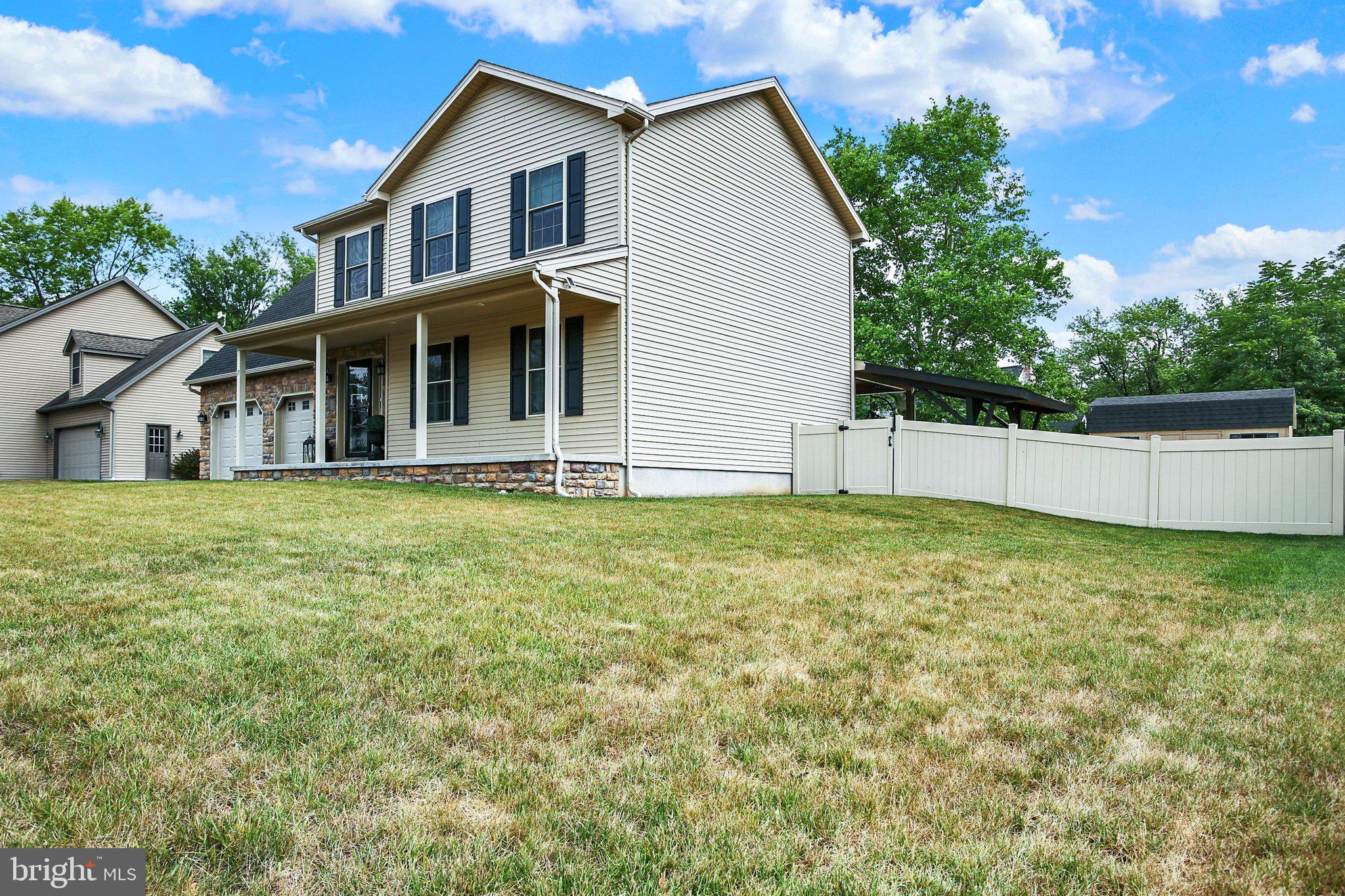 17 PENNSBORO DRIVE