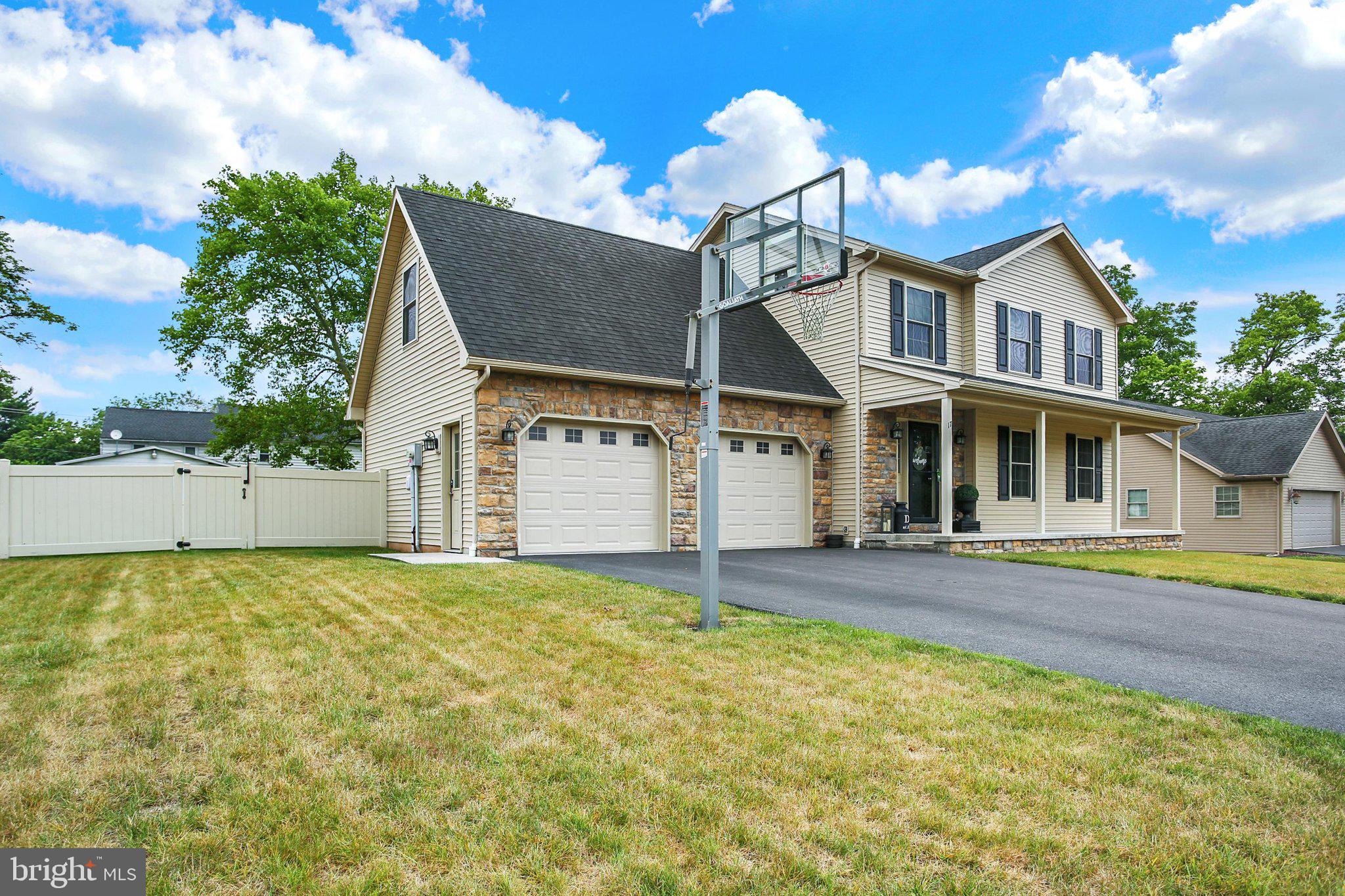 17 PENNSBORO DRIVE