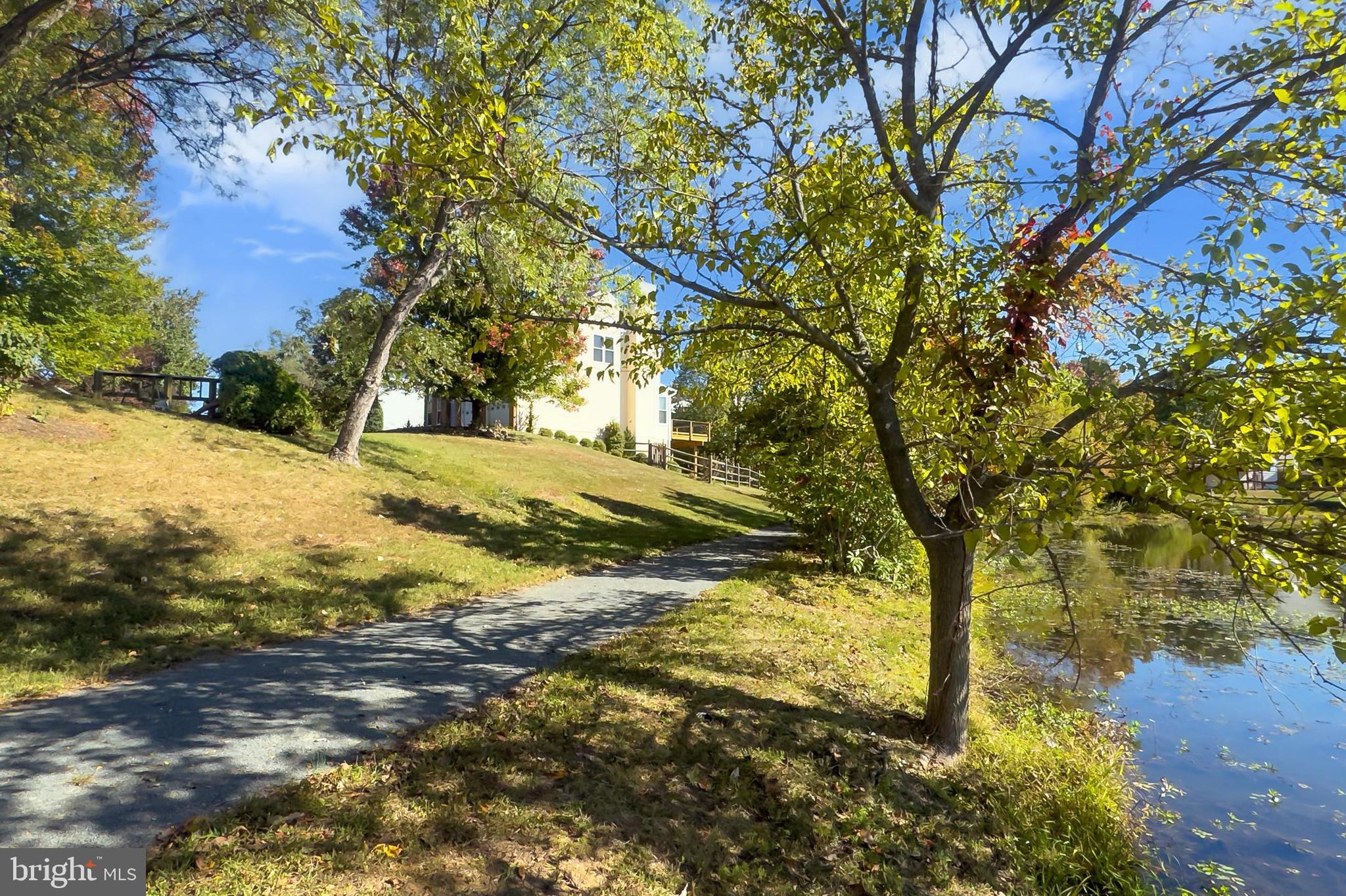 SYCAMORE LAKES - Residential
