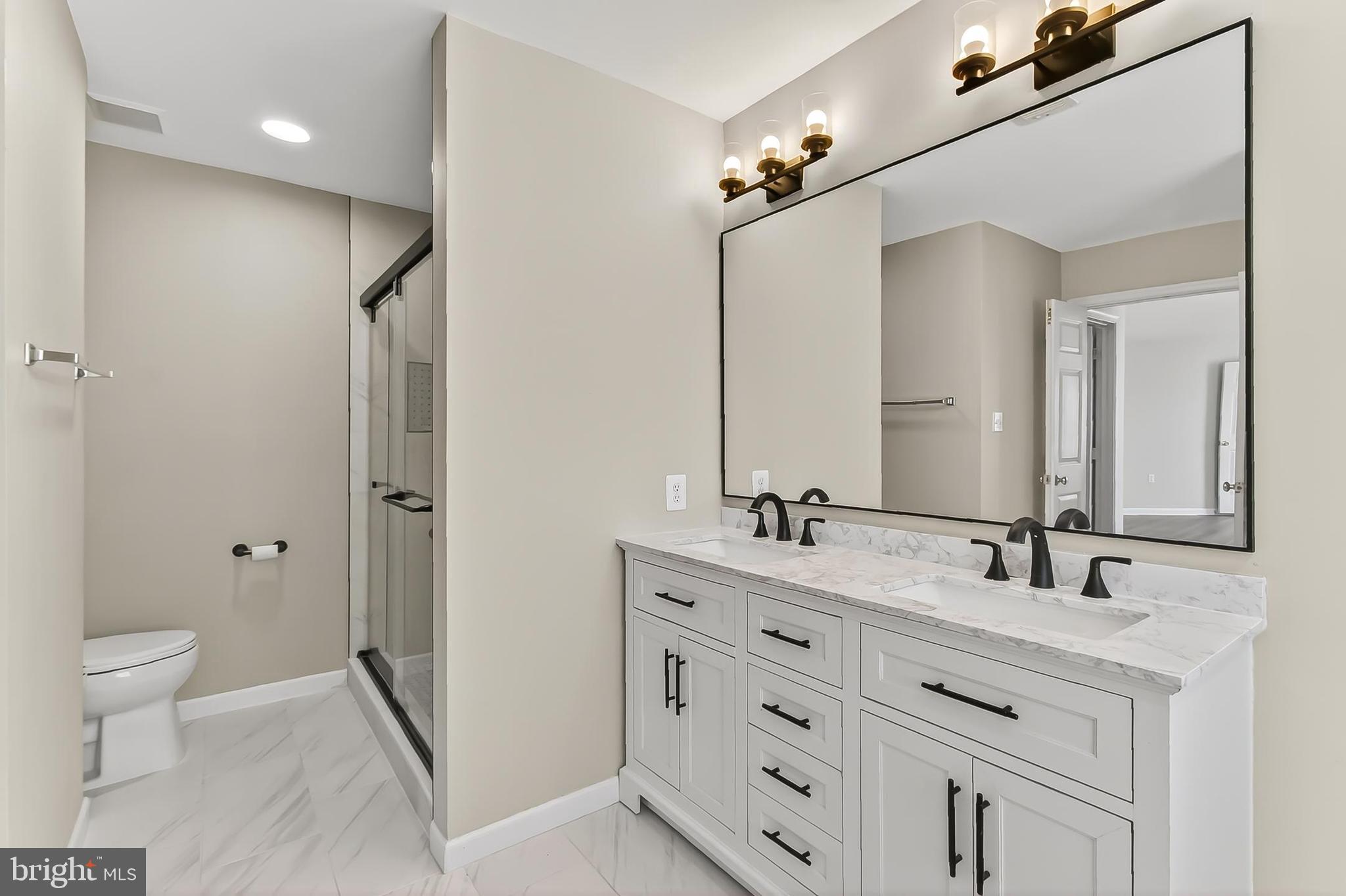 SYCAMORE LAKES - Residential