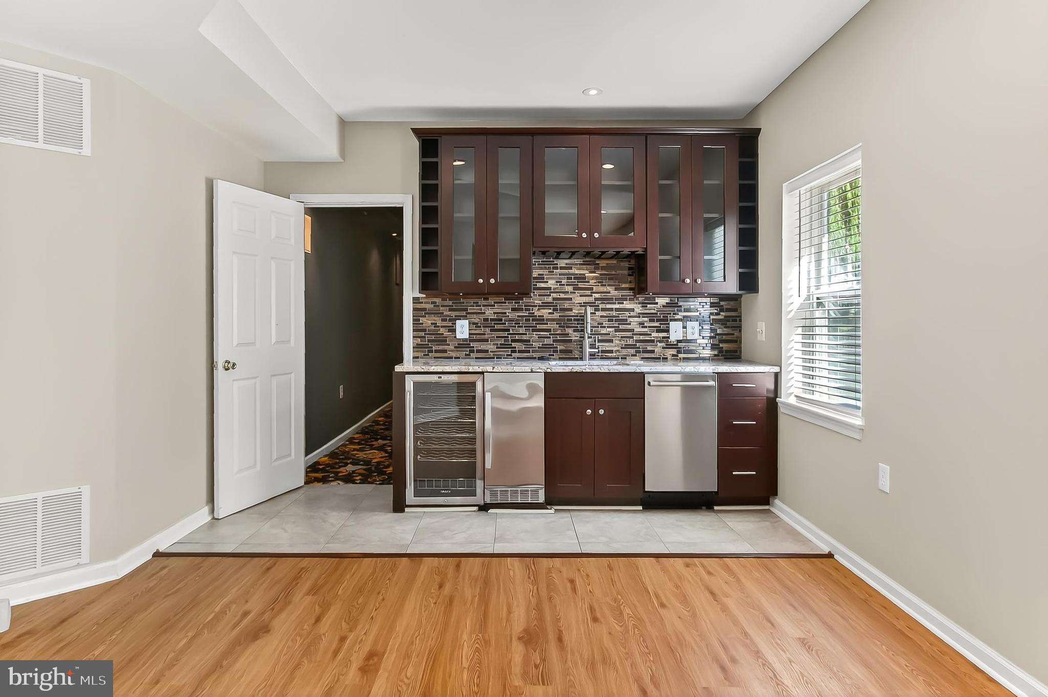 SYCAMORE LAKES - Residential