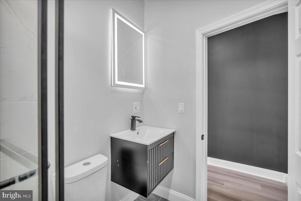 WEST PHILADELPHIA - Residential