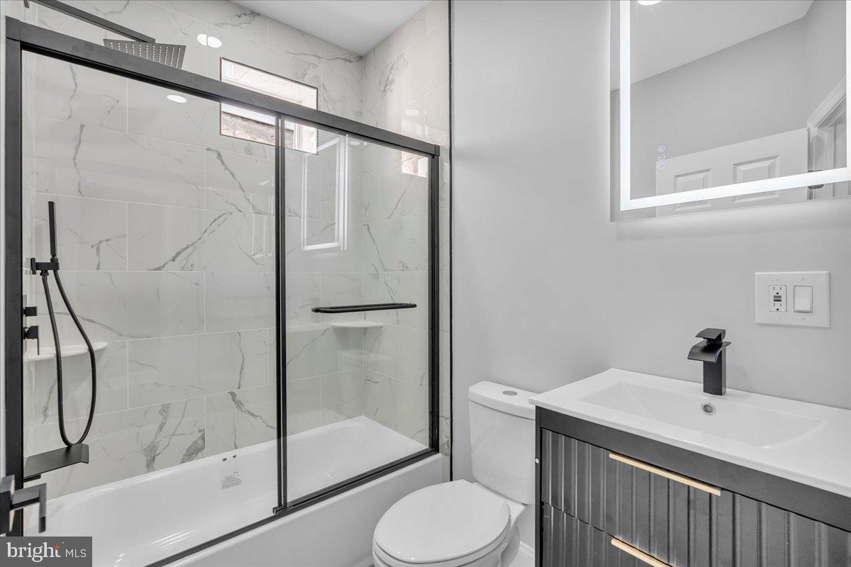 WEST PHILADELPHIA - Residential