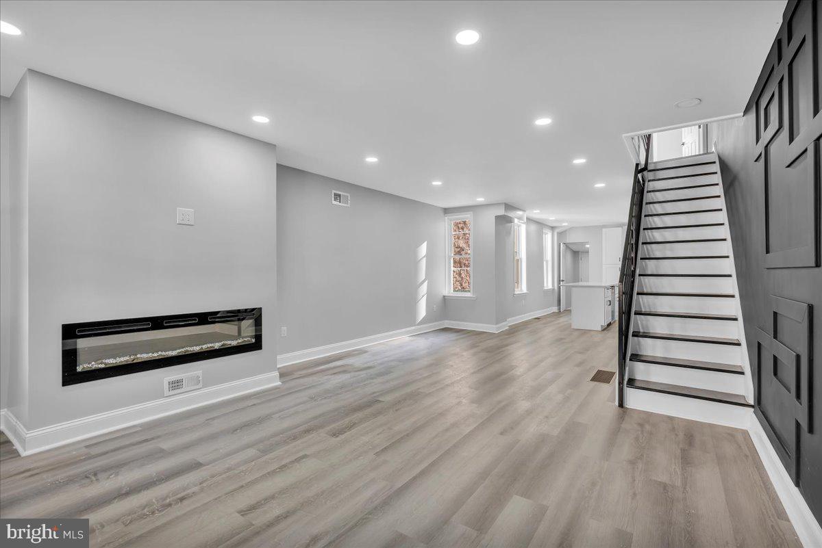 WEST PHILADELPHIA - Residential