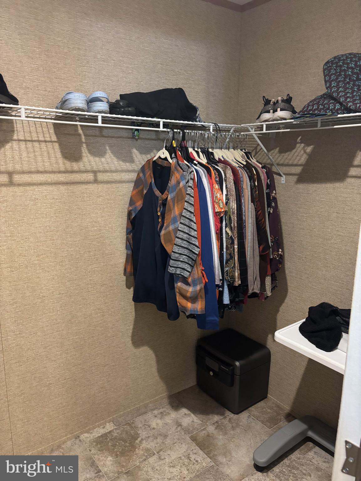 WALMAR MANOR - Residential