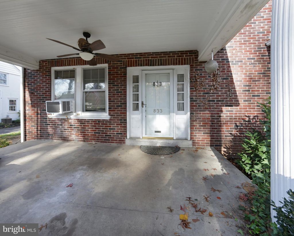 Photo of 833 Janet Avenue, Lancaster, PA 17601 (MLS # PALA2044132)