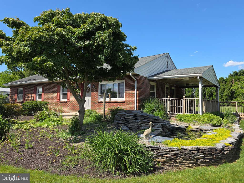 Photo of 465 Wabash Road, EPHRATA, PA 17522 (MLS # PALA2091088)