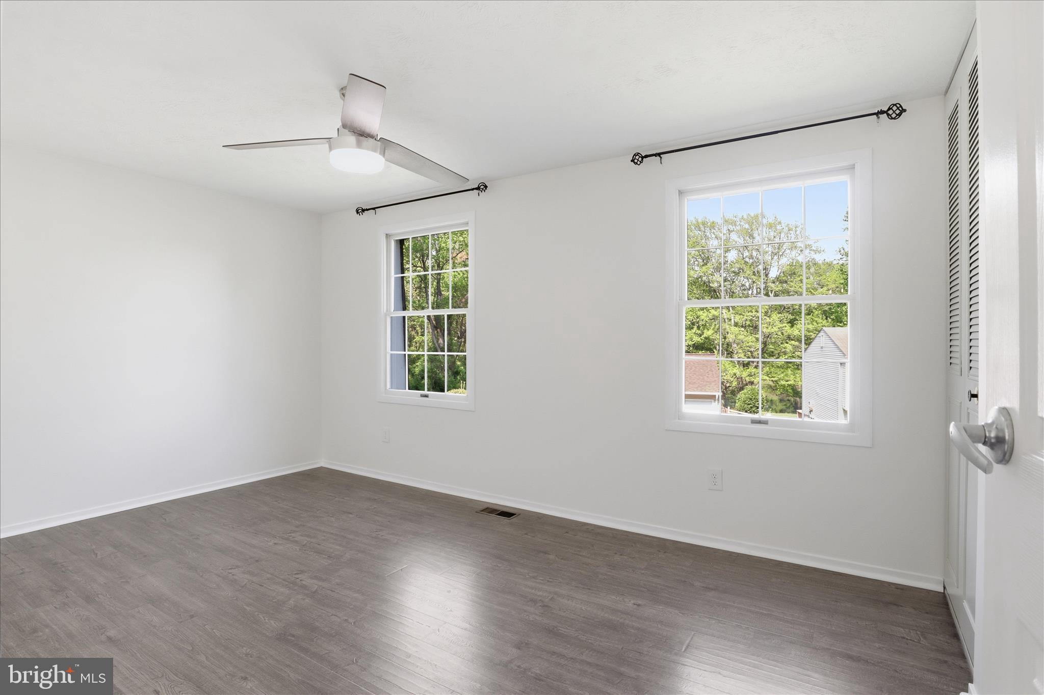 BURKE CENTRE - Residential