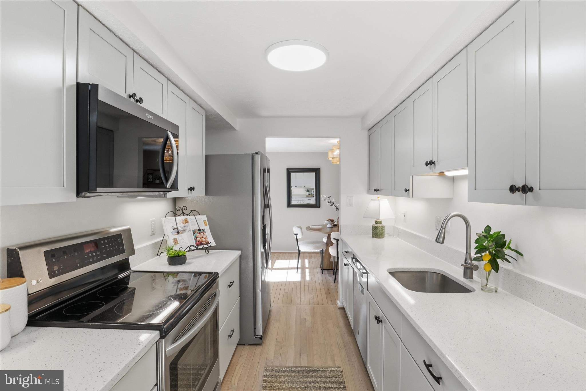 BURKE CENTRE - Residential