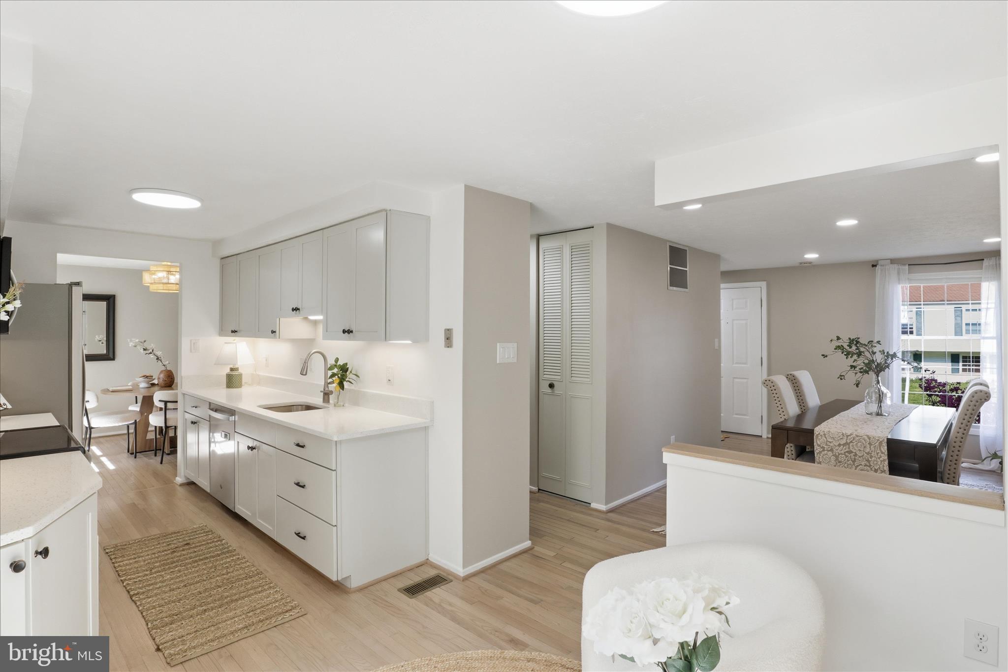 BURKE CENTRE - Residential