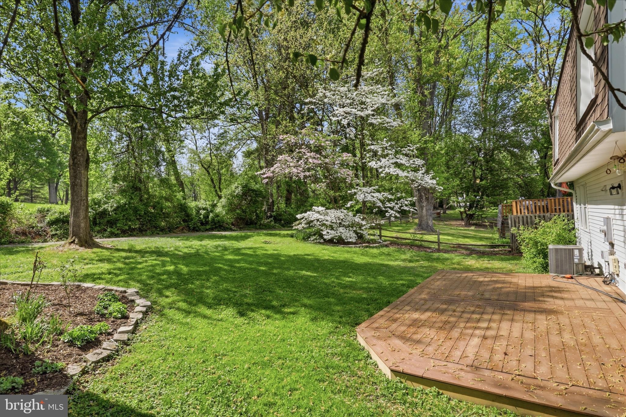 BURKE CENTRE - Residential