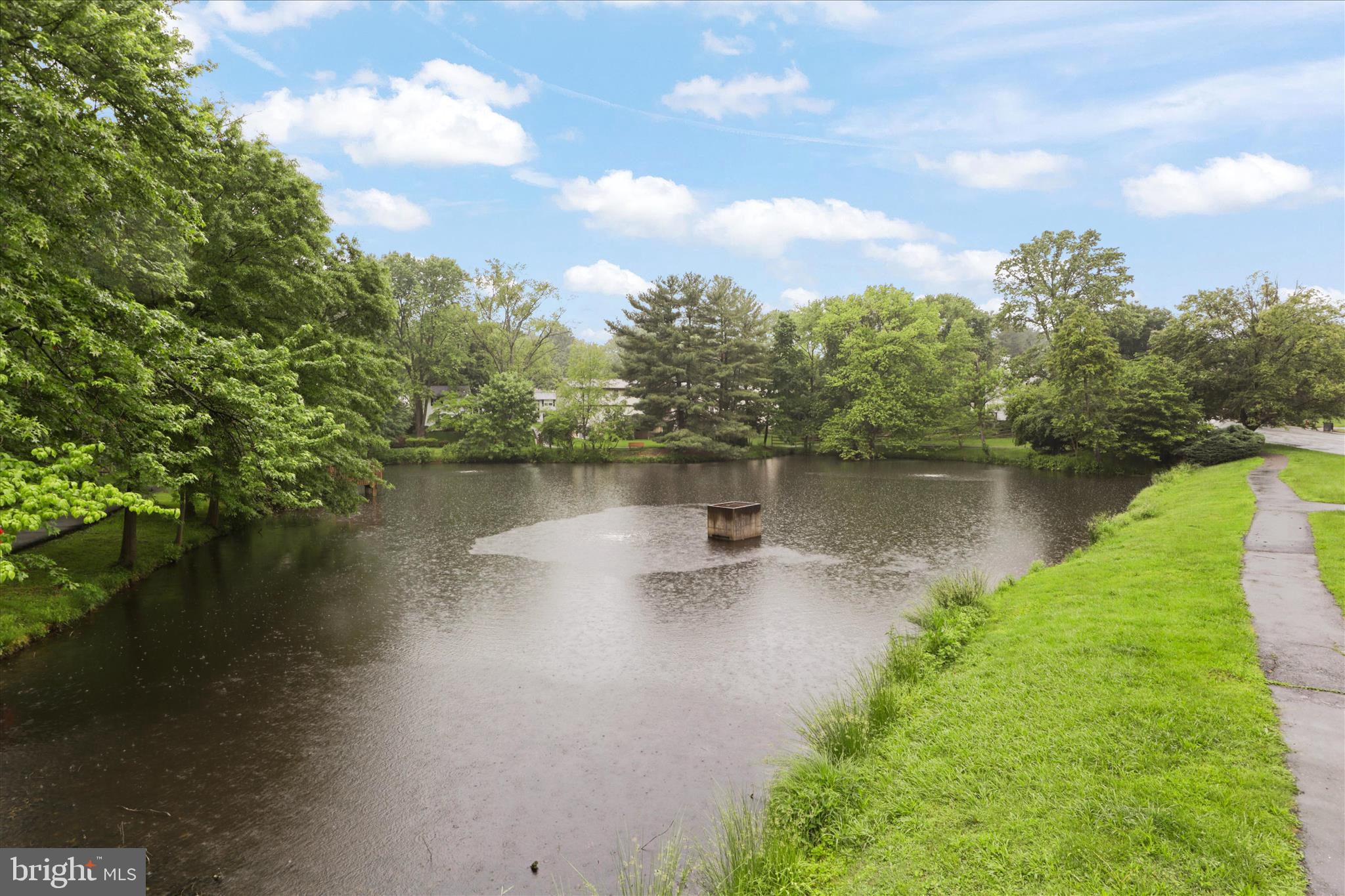 BURKE CENTRE - Residential