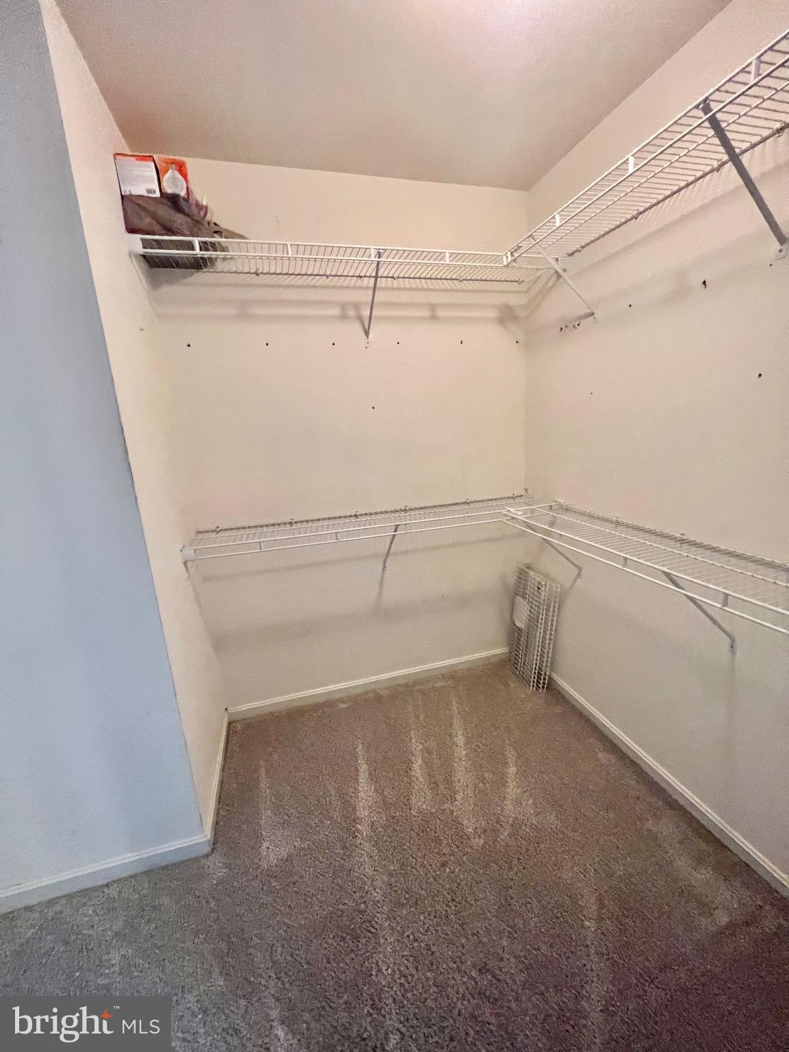 RUSSETT - Residential Lease