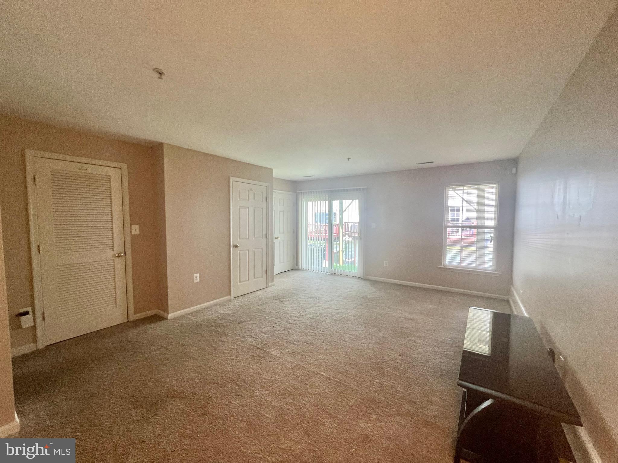 RUSSETT - Residential Lease