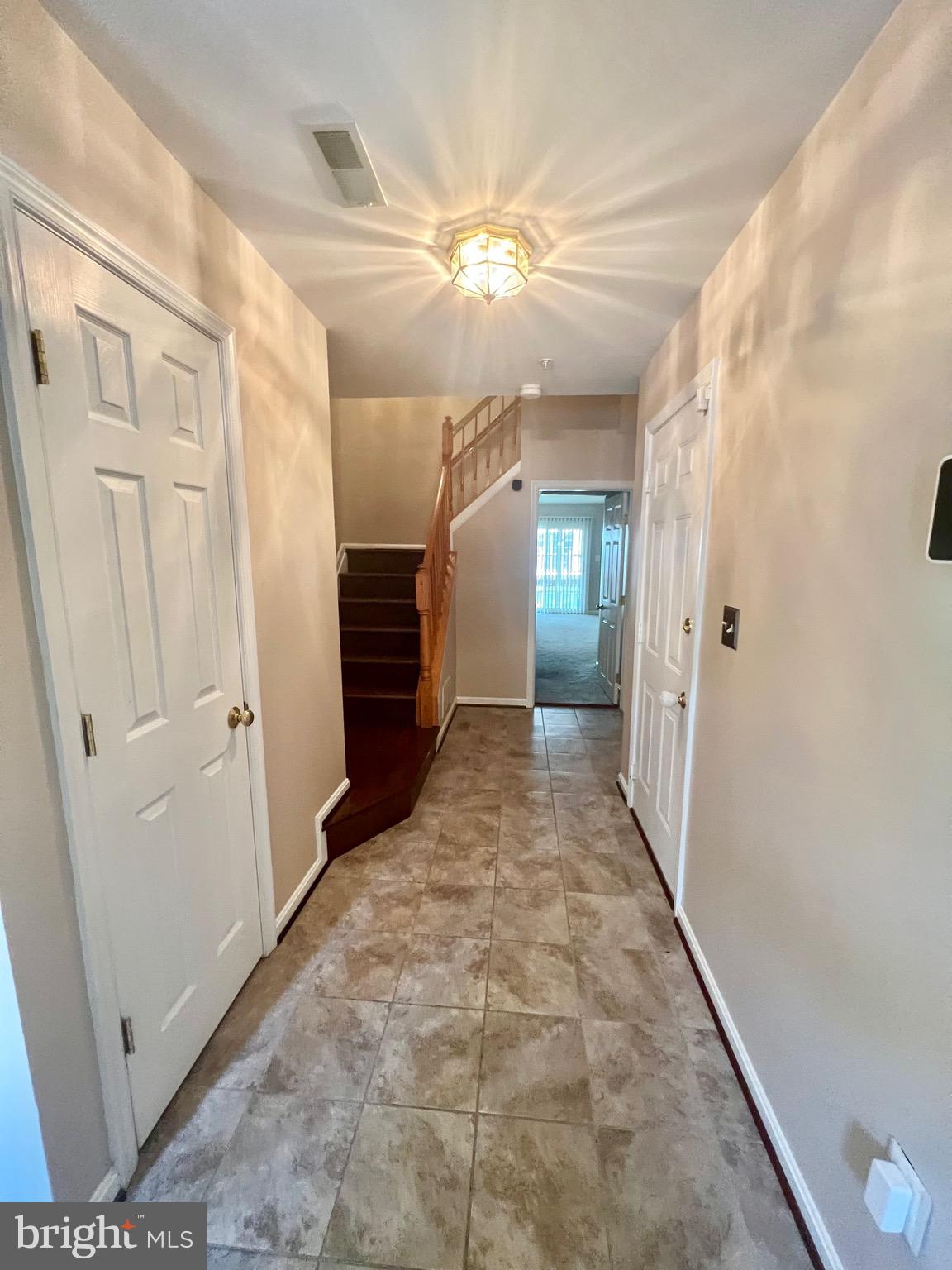 RUSSETT - Residential Lease