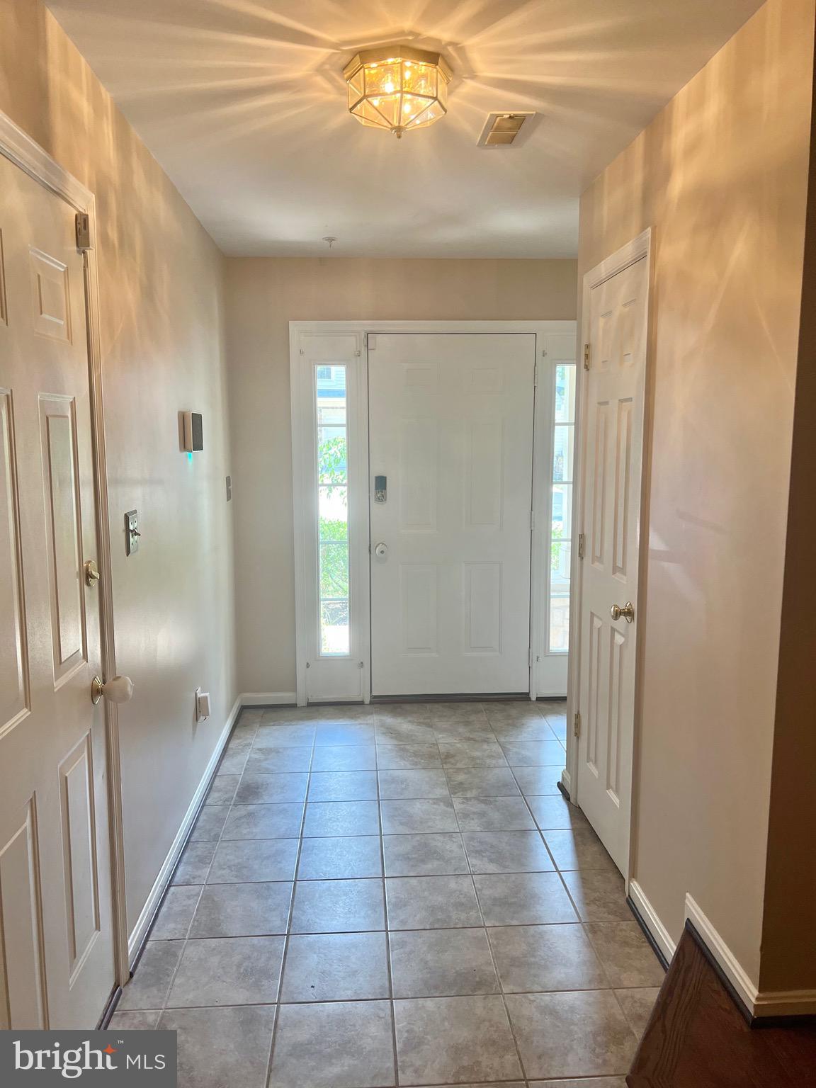 RUSSETT - Residential Lease