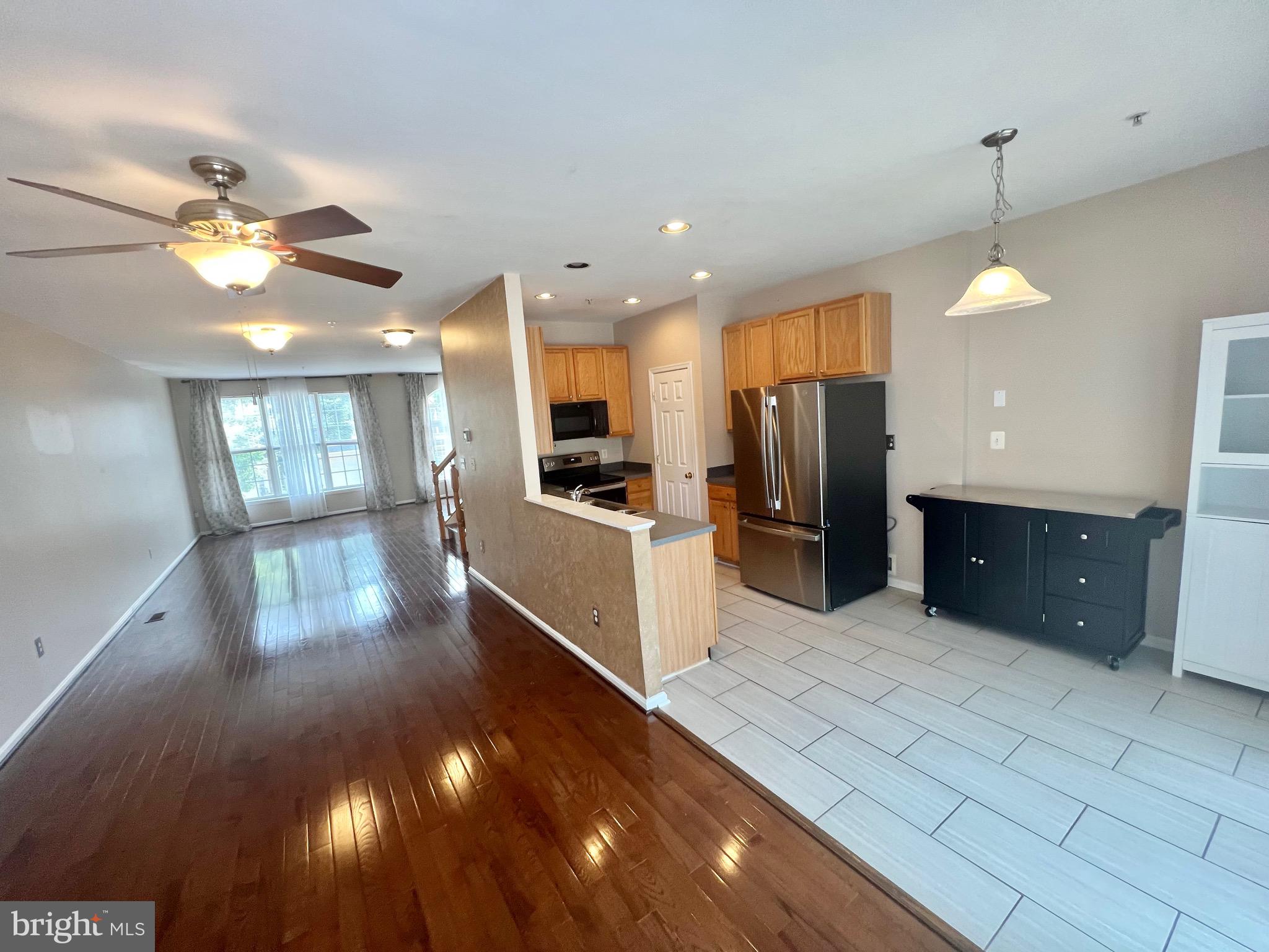 RUSSETT - Residential Lease