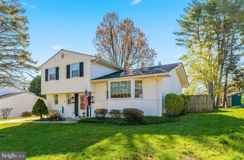 Photo of 2413 Spring Lake Drive, LUTHERVILLE TIMONIUM, MD 21093 (MLS # MDBC2157672)