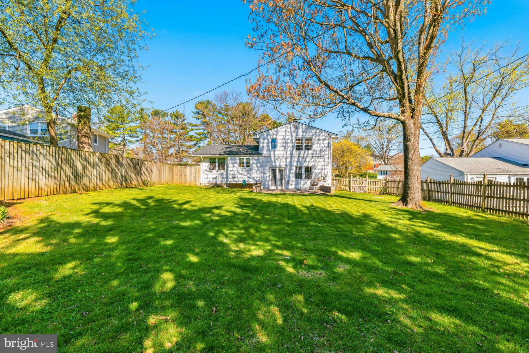 2413 SPRING LAKE DRIVE