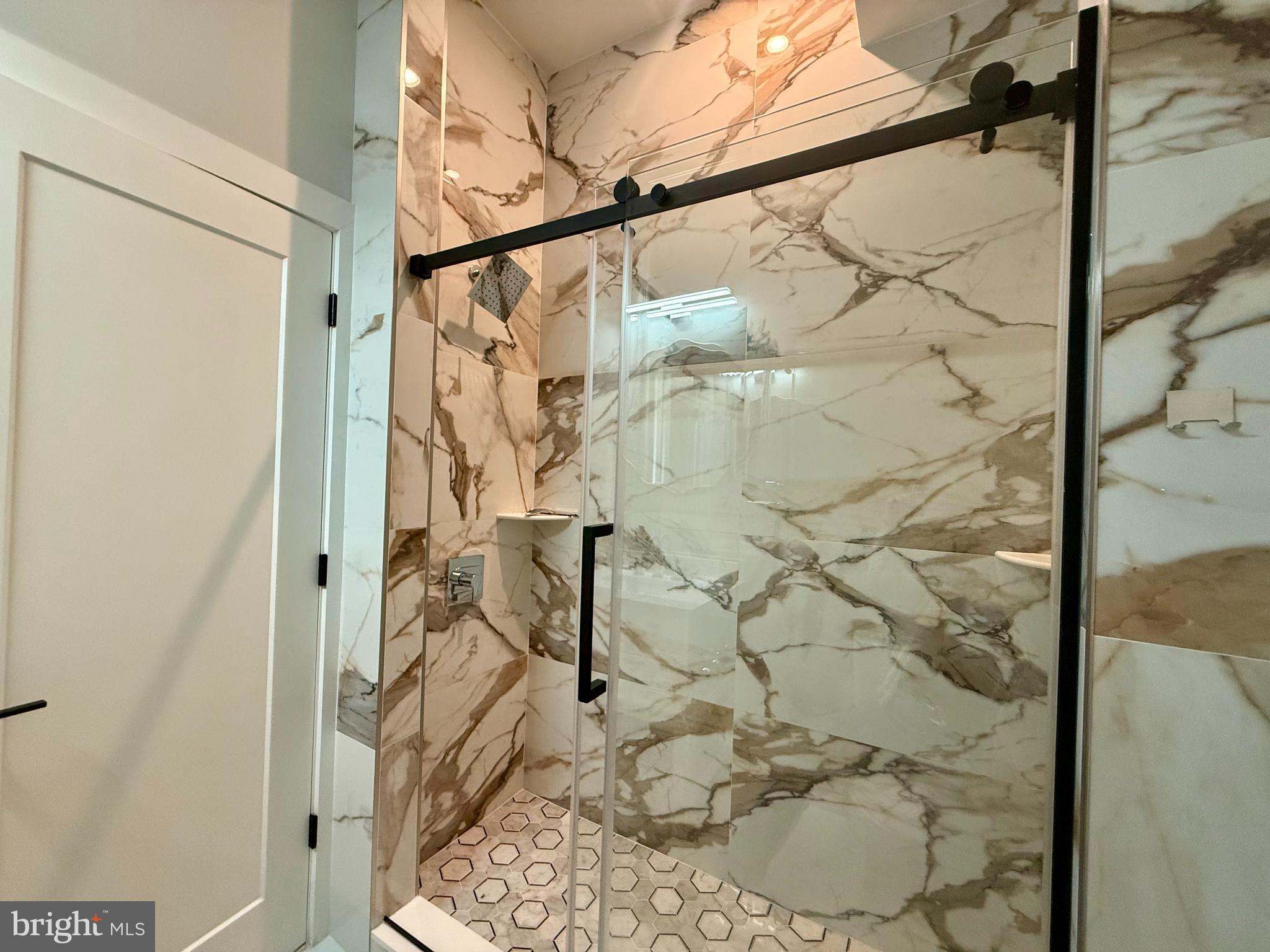 EAST KENSINGTON - Residential Lease