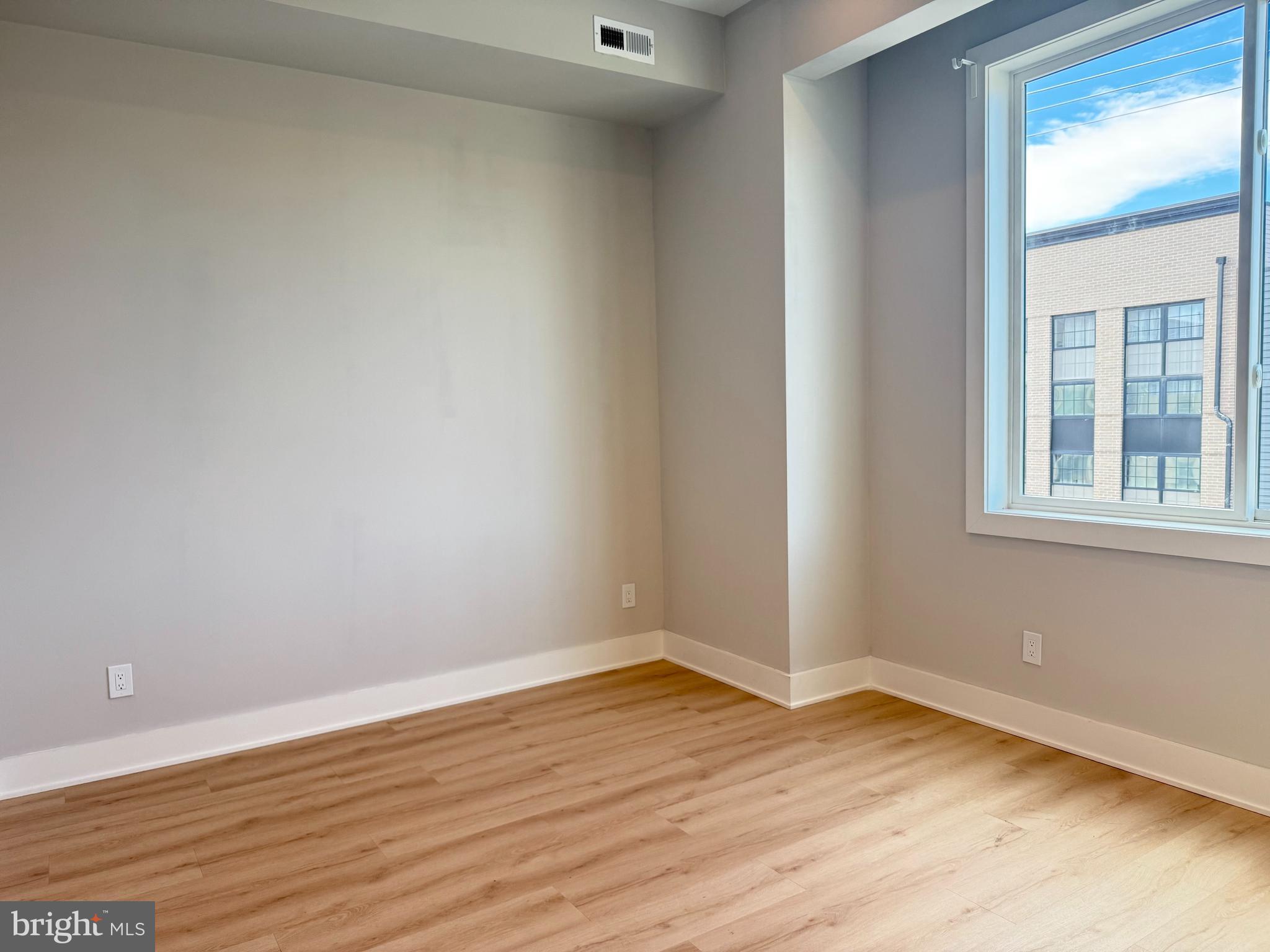 EAST KENSINGTON - Residential Lease