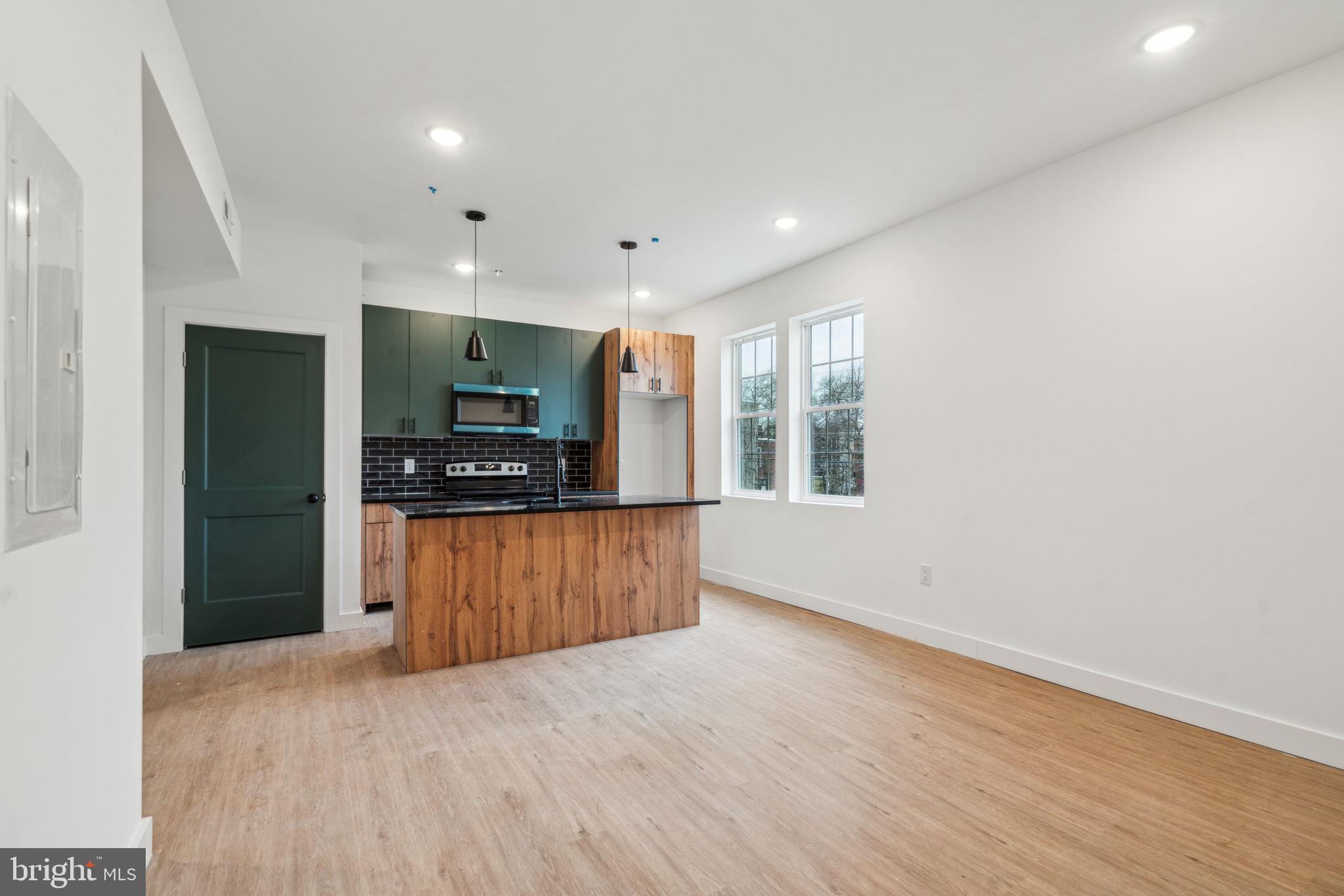 4243 MANTUA AVENUE 4