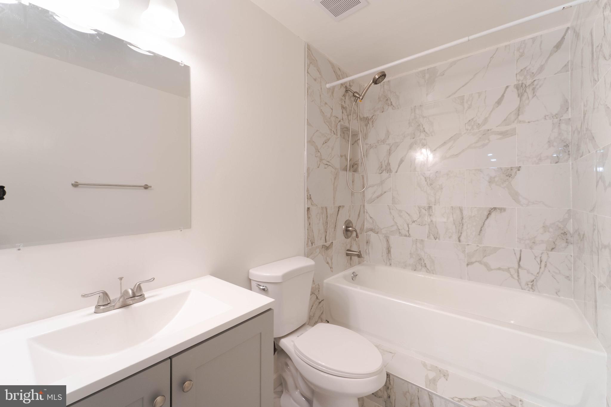 AQUIA HARBOUR - Residential