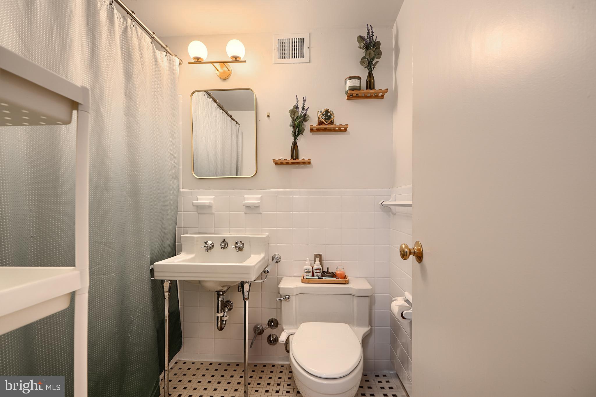 GUILFORD - Residential